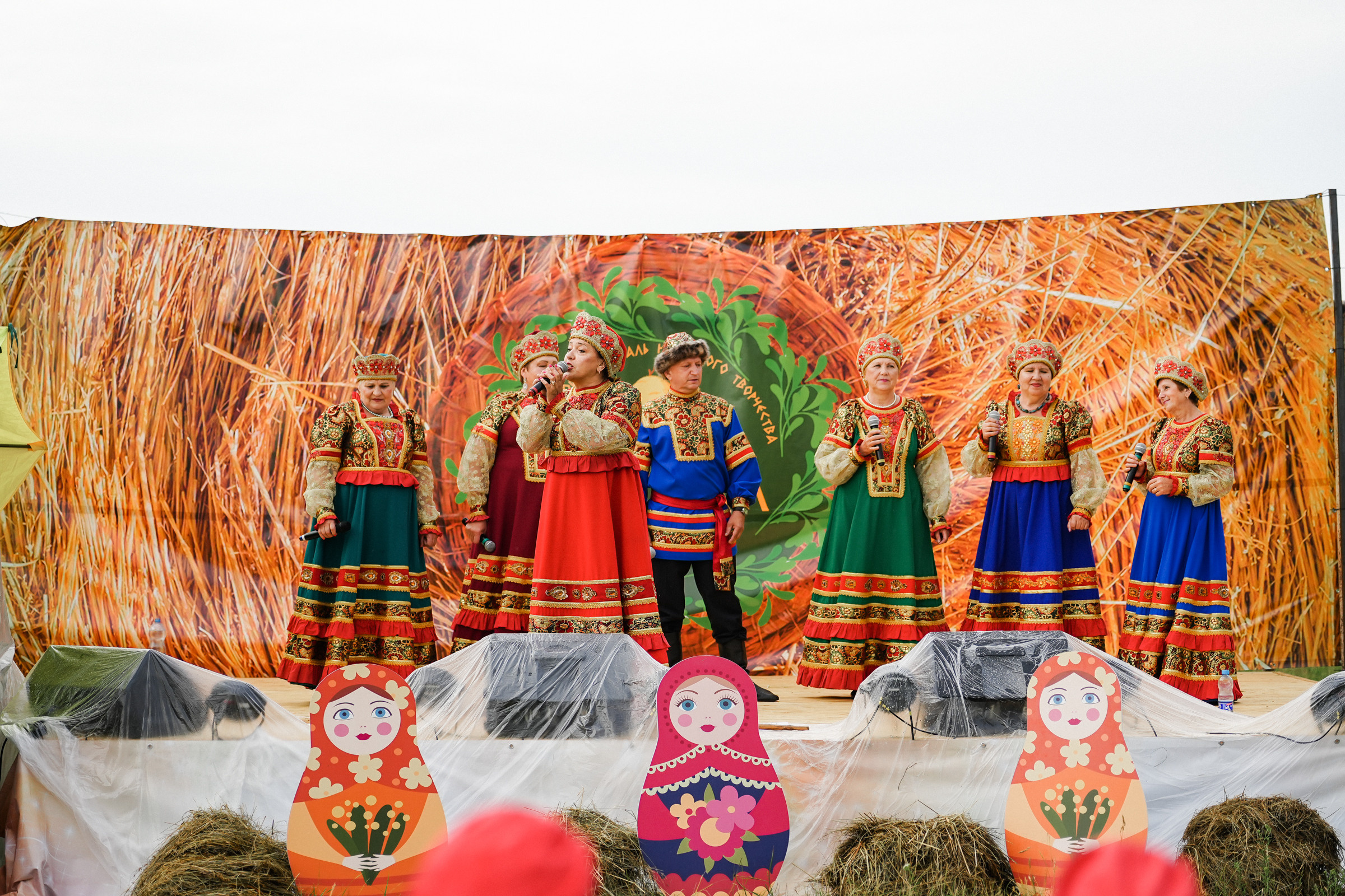 /РЕПОРТАЖ/ Фестиваль СЕНОВАЛ 01.07.2023 (Парфино). Свадебный фотограф Великий Новгород Станислав Кособудский
