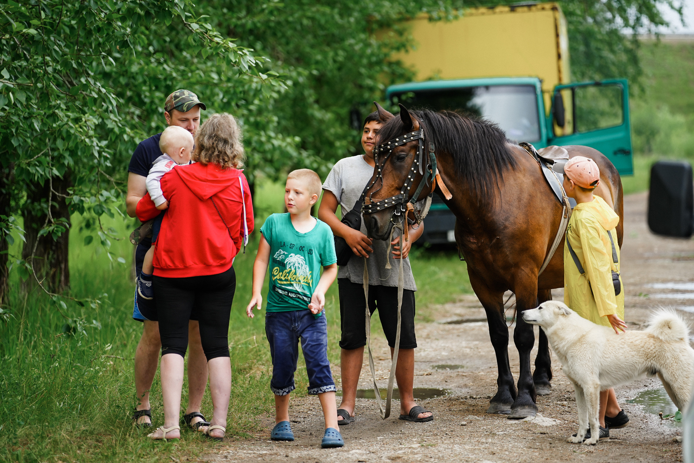 /РЕПОРТАЖ/ Фестиваль СЕНОВАЛ 01.07.2023 (Парфино). Свадебный фотограф Великий Новгород Станислав Кособудский