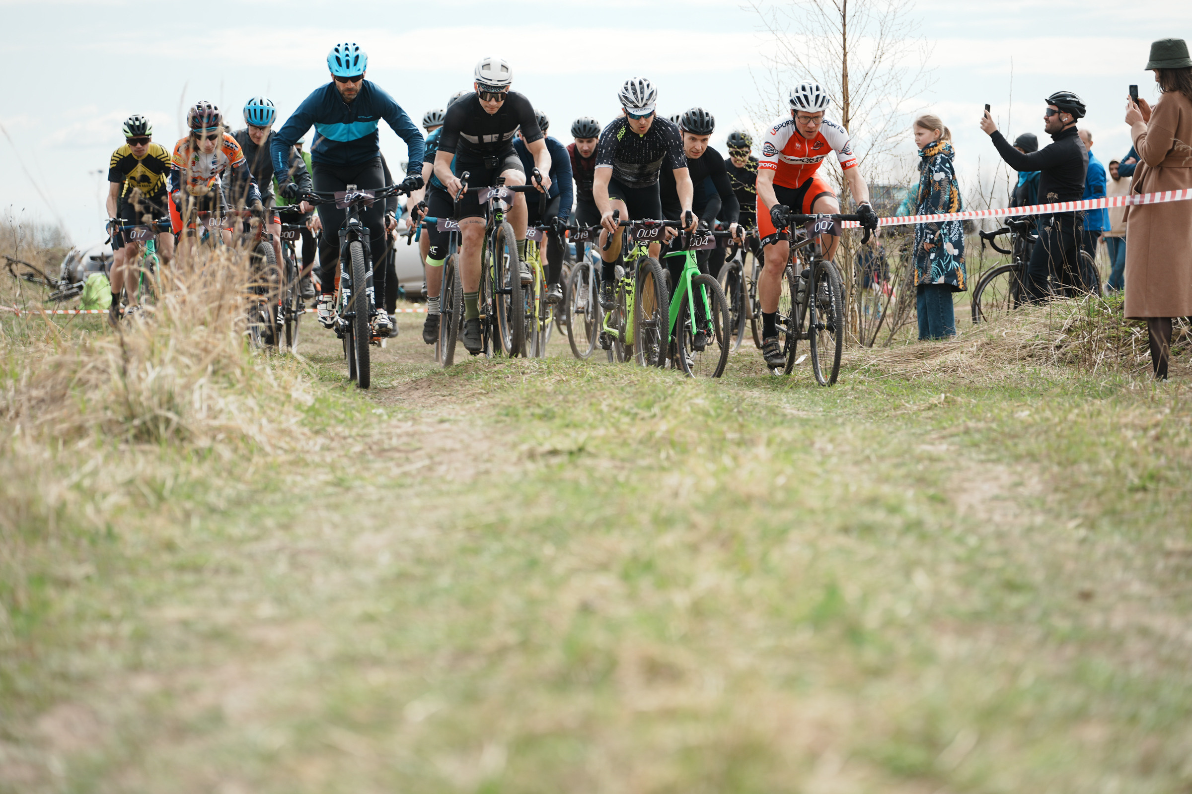 /РЕПОРТАЖ/ Велогонка «ТИПА-ЦИКЛОКРОСС-1» 22.04.2023. Свадебный фотограф Великий Новгород Станислав Кособудский
