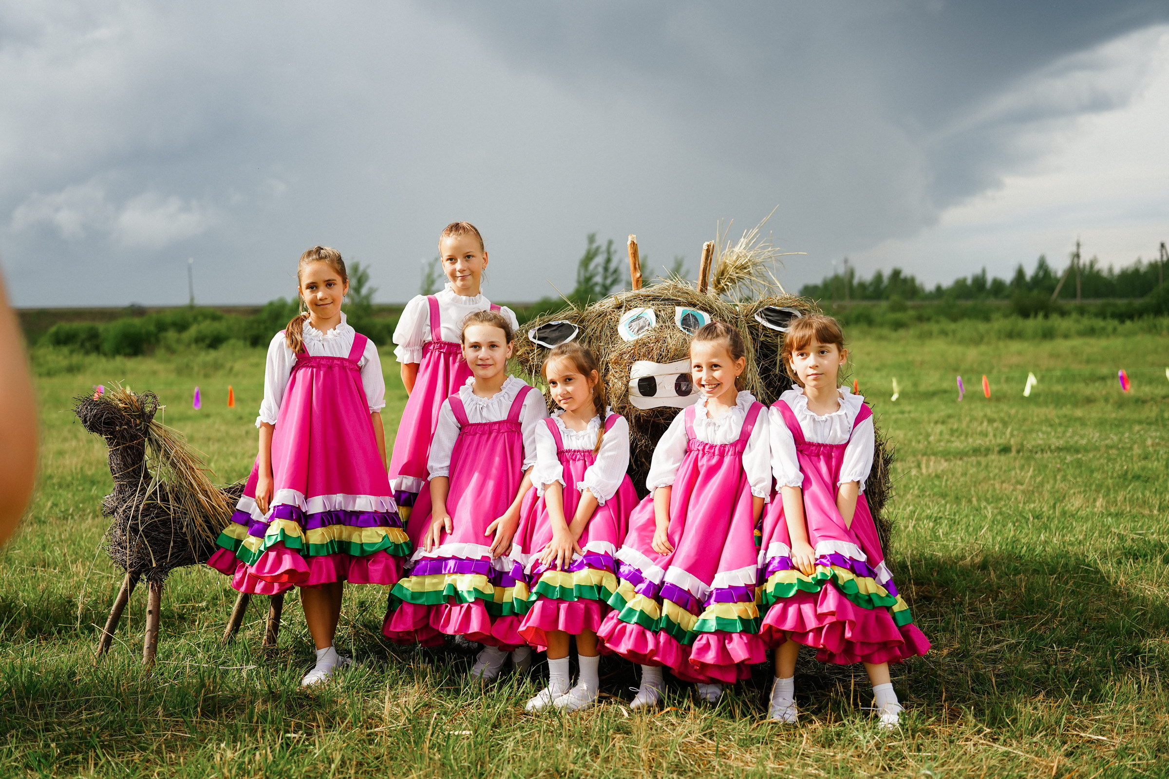 /РЕПОРТАЖ/ Фестиваль СЕНОВАЛ 01.07.2023 (Парфино). Свадебный фотограф Великий Новгород Станислав Кособудский