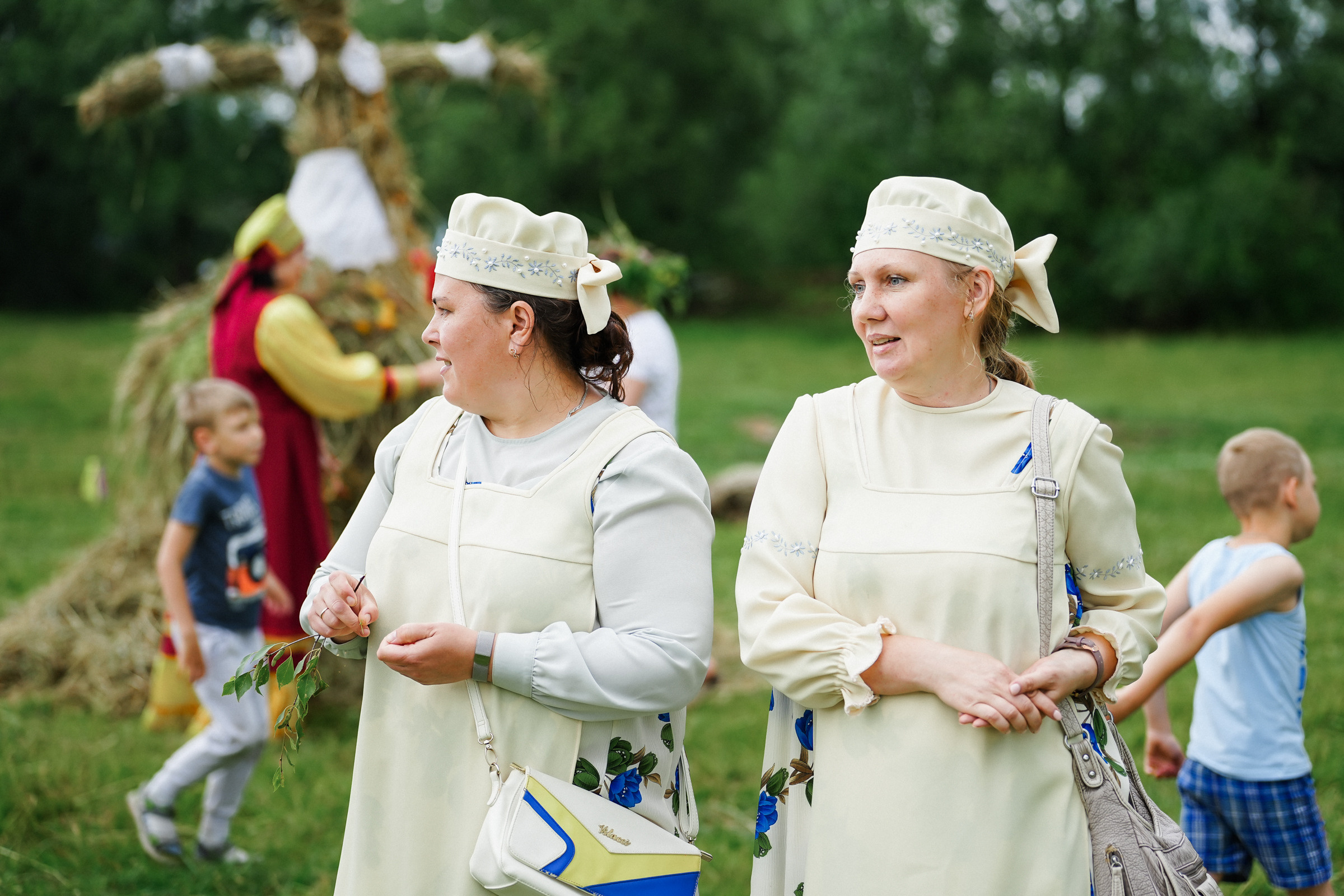 /РЕПОРТАЖ/ Фестиваль СЕНОВАЛ 01.07.2023 (Парфино). Свадебный фотограф Великий Новгород Станислав Кособудский
