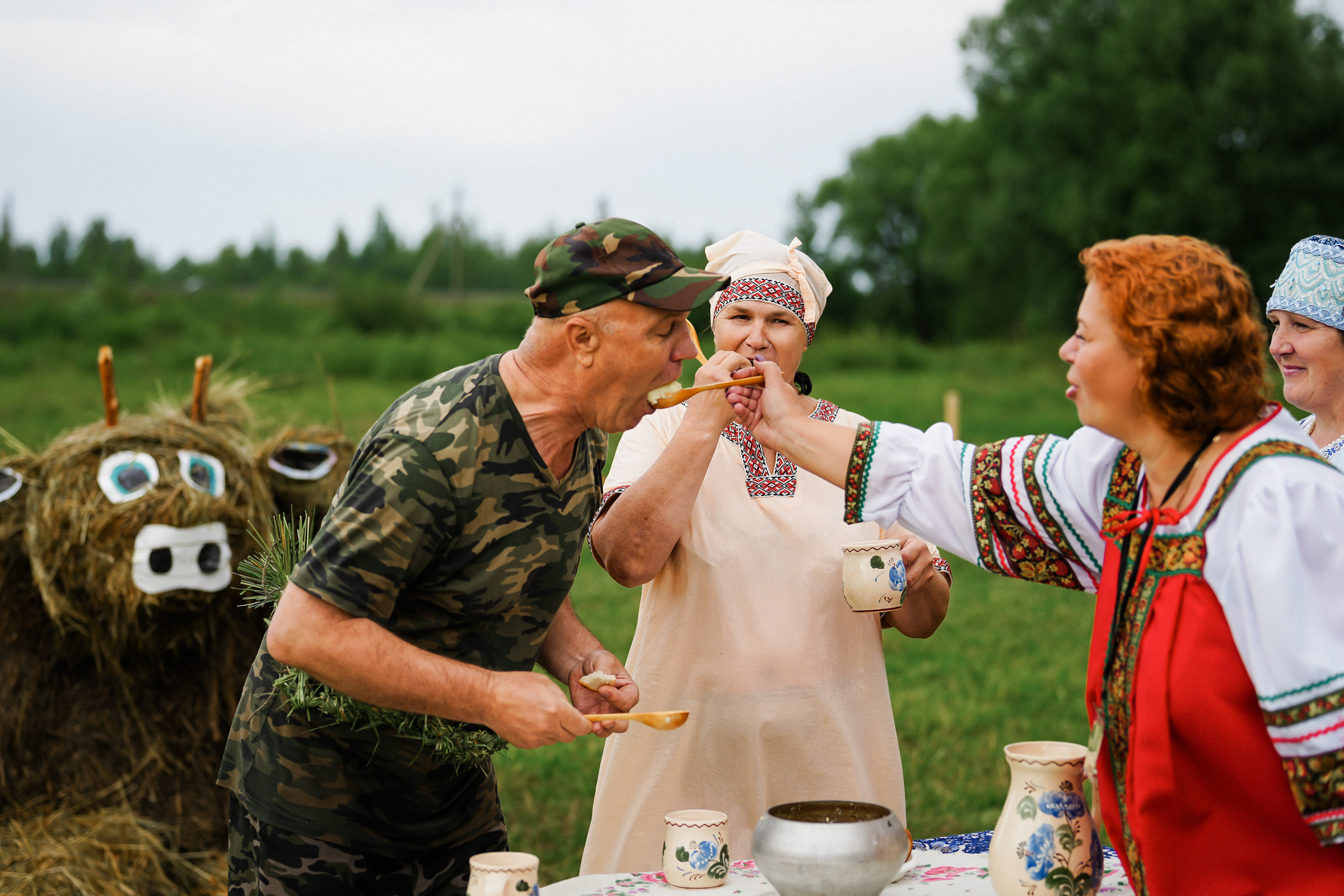 /РЕПОРТАЖ/ Фестиваль СЕНОВАЛ 01.07.2023 (Парфино). Свадебный фотограф Великий Новгород Станислав Кособудский