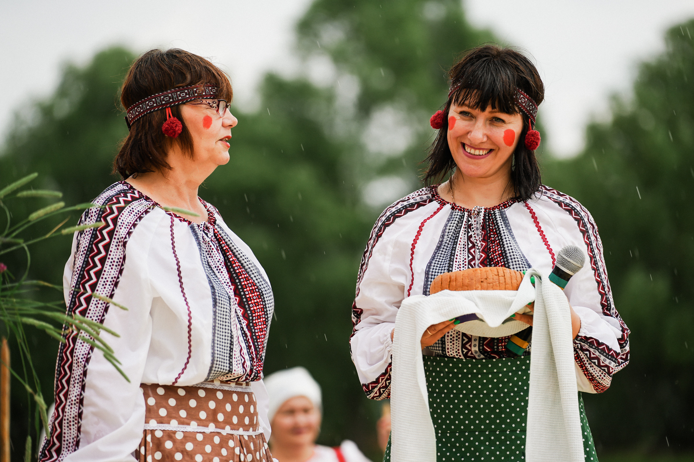 /РЕПОРТАЖ/ Фестиваль СЕНОВАЛ 01.07.2023 (Парфино). Свадебный фотограф Великий Новгород Станислав Кособудский