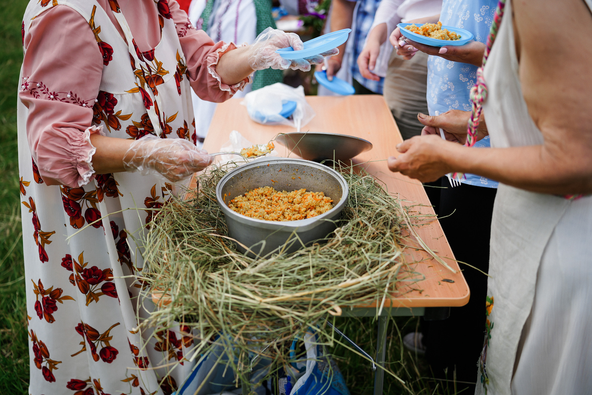 /РЕПОРТАЖ/ Фестиваль СЕНОВАЛ 01.07.2023 (Парфино). Свадебный фотограф Великий Новгород Станислав Кособудский