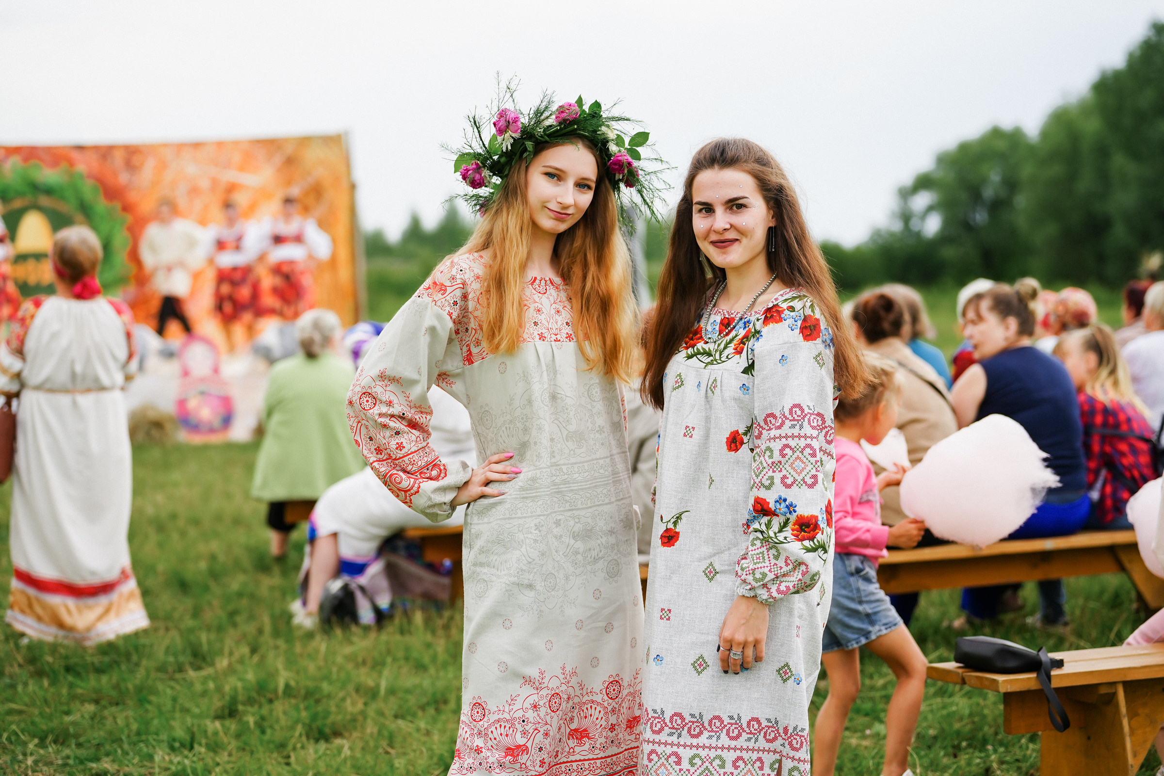 /РЕПОРТАЖ/ Фестиваль СЕНОВАЛ 01.07.2023 (Парфино). Свадебный фотограф Великий Новгород Станислав Кособудский