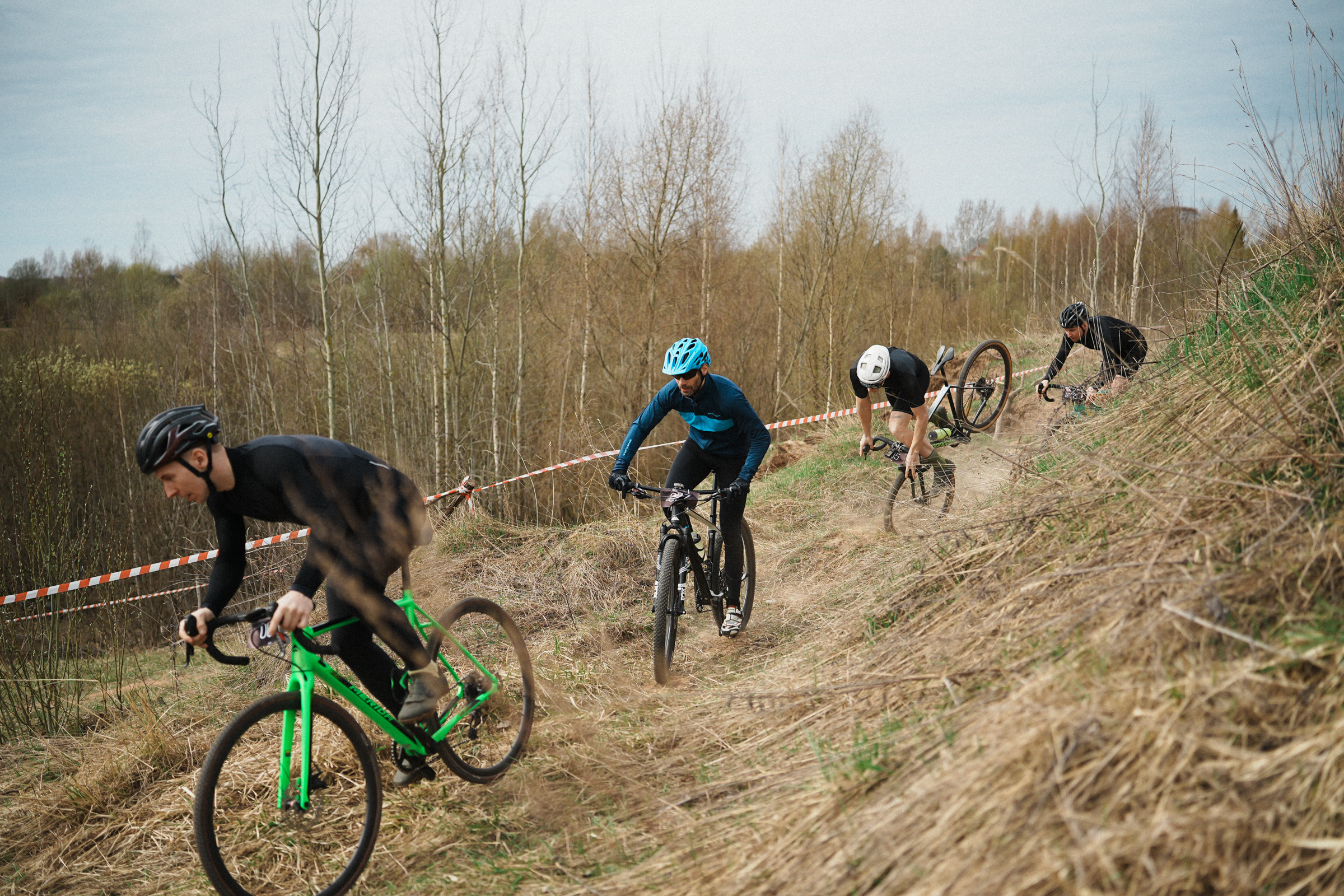 /РЕПОРТАЖ/ Велогонка «ТИПА-ЦИКЛОКРОСС-1» 22.04.2023. Свадебный фотограф Великий Новгород Станислав Кособудский