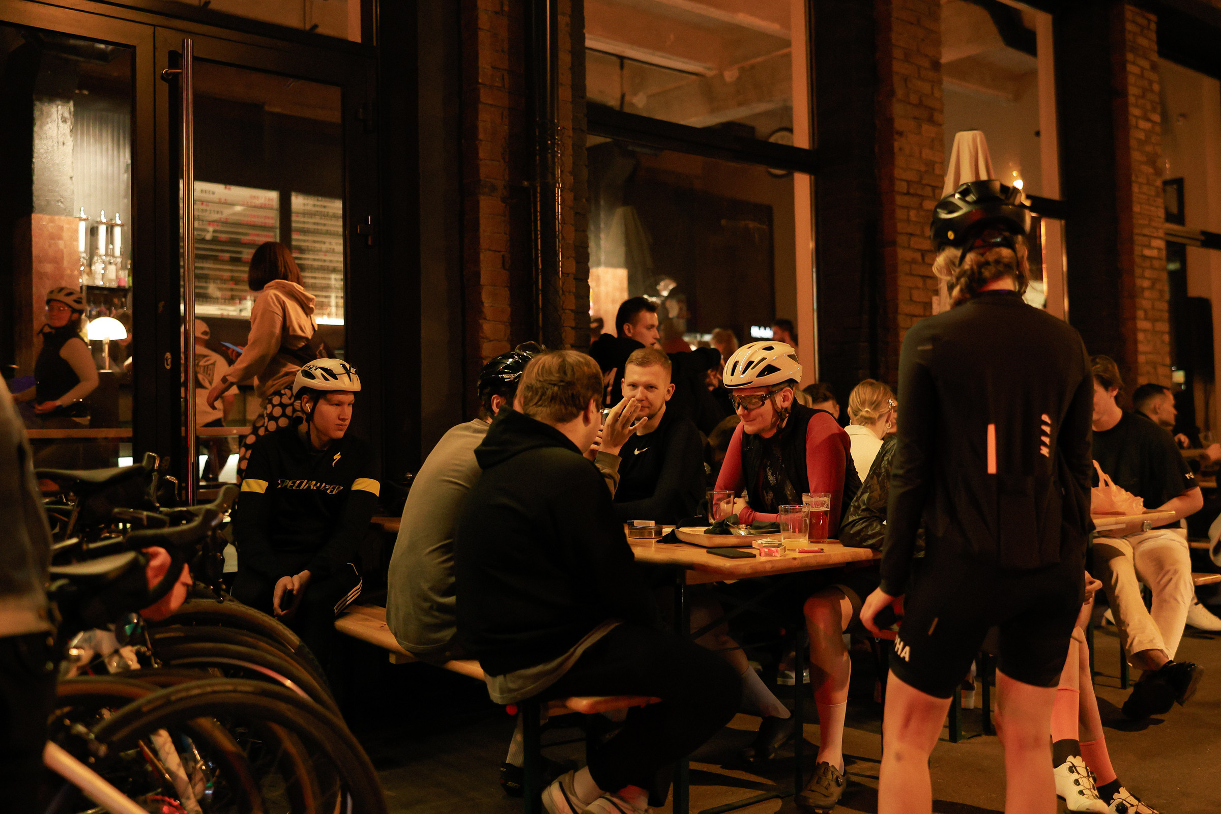 /РЕПОРТАЖ/ Вечерний заезд VETER.CC. 2023. Свадебный фотограф Великий Новгород Станислав Кособудский