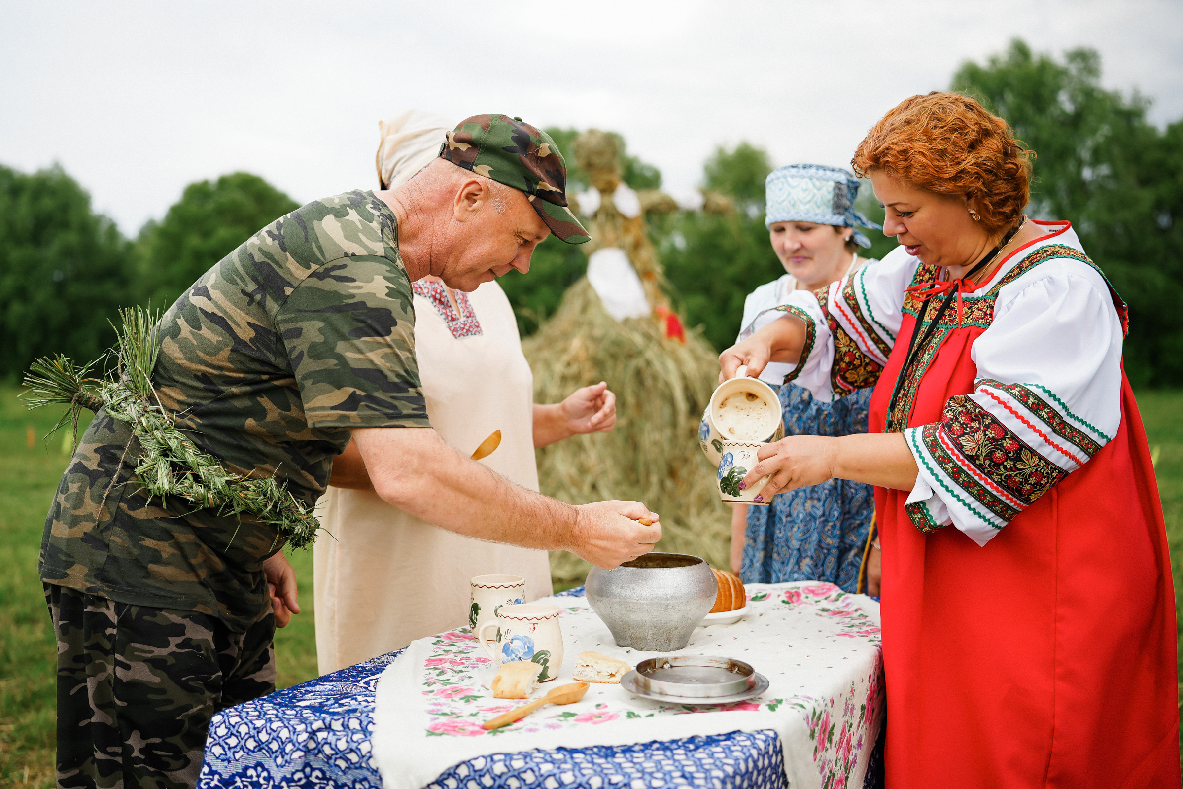 /РЕПОРТАЖ/ Фестиваль СЕНОВАЛ 01.07.2023 (Парфино). Свадебный фотограф Великий Новгород Станислав Кособудский