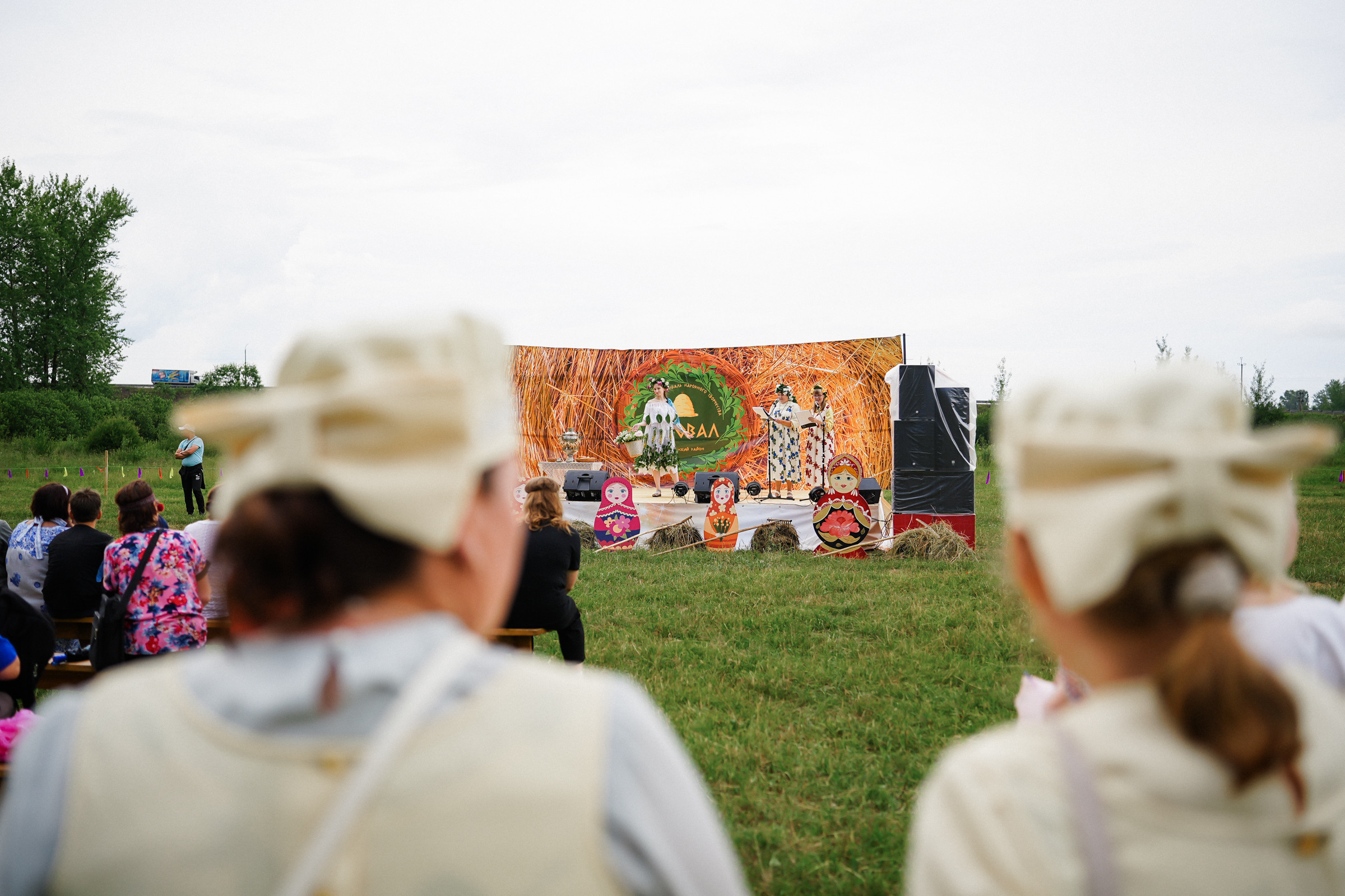 /РЕПОРТАЖ/ Фестиваль СЕНОВАЛ 01.07.2023 (Парфино). Свадебный фотограф Великий Новгород Станислав Кособудский