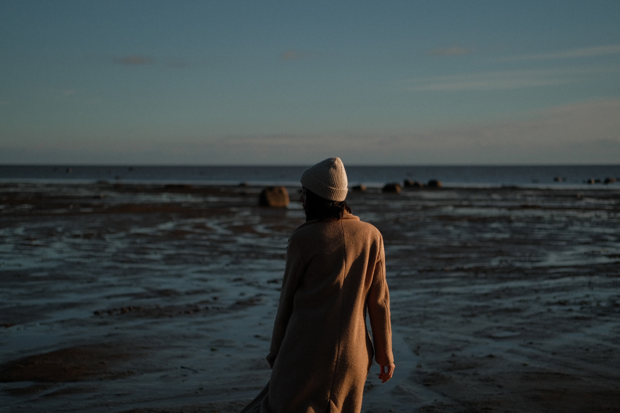 Осенний берег озера. 2021. Свадебный фотограф Великий Новгород Станислав Кособудский