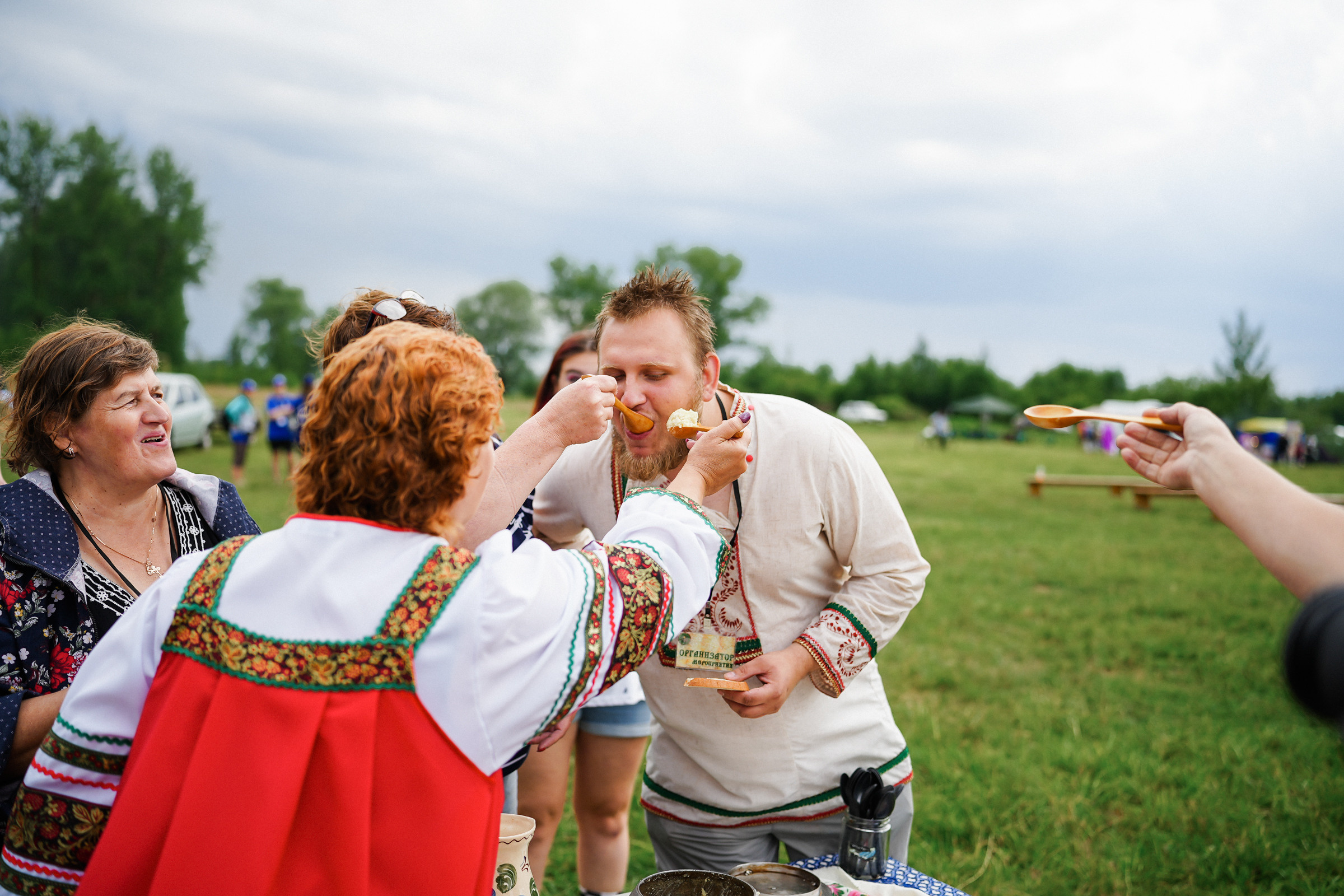 /РЕПОРТАЖ/ Фестиваль СЕНОВАЛ 01.07.2023 (Парфино). Свадебный фотограф Великий Новгород Станислав Кособудский