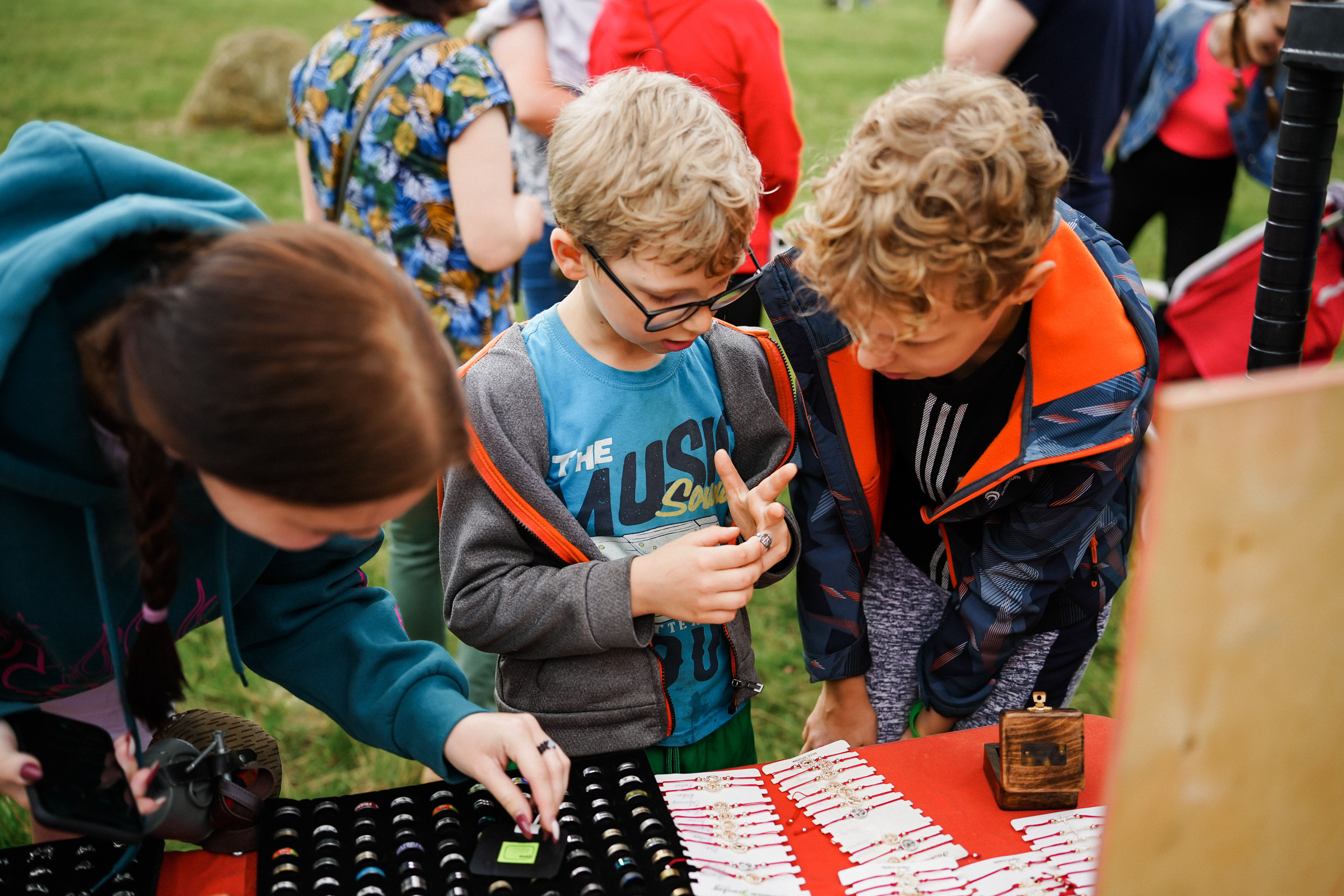 /РЕПОРТАЖ/ Фестиваль СЕНОВАЛ 01.07.2023 (Парфино). Свадебный фотограф Великий Новгород Станислав Кособудский