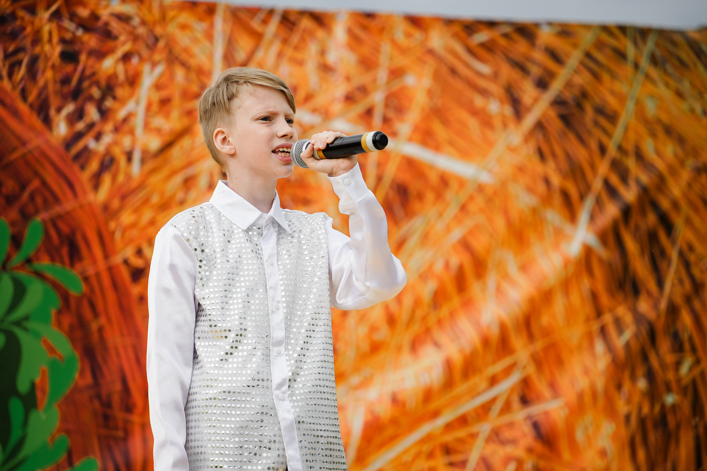 /РЕПОРТАЖ/ Фестиваль СЕНОВАЛ 01.07.2023 (Парфино). Свадебный фотограф Великий Новгород Станислав Кособудский