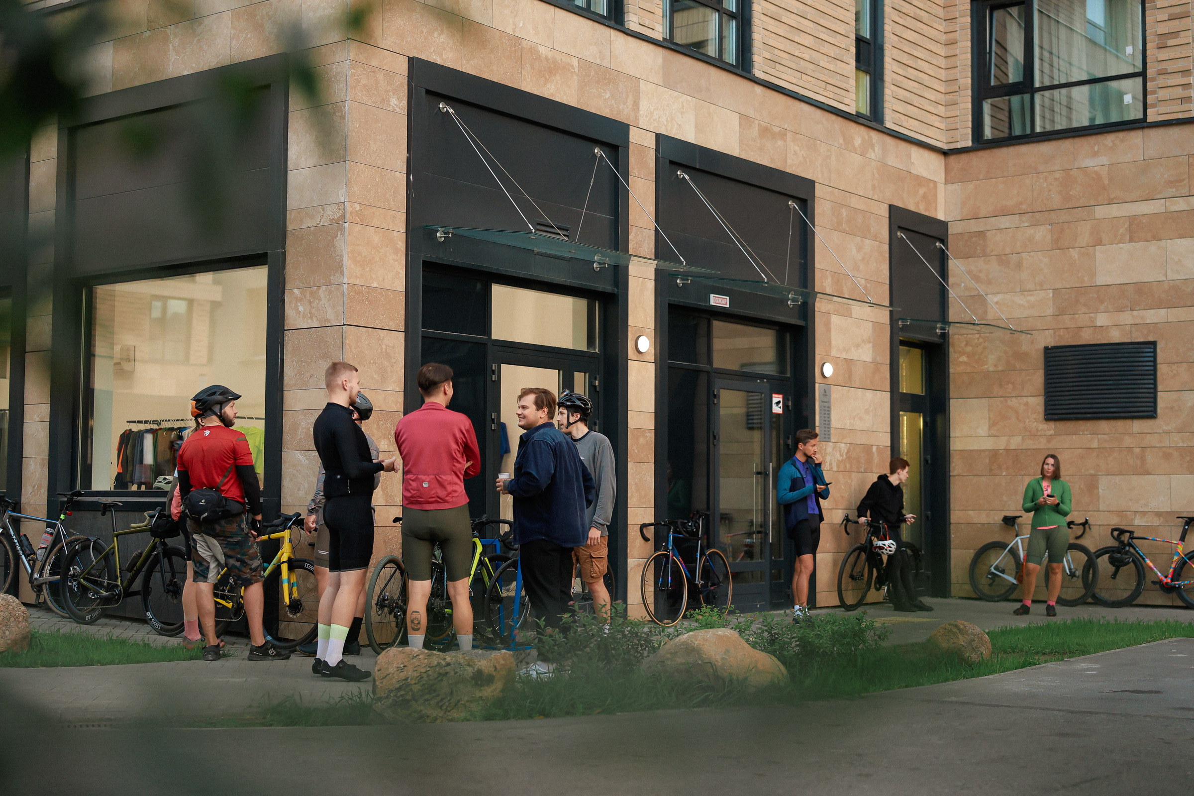 /РЕПОРТАЖ/ Вечерний заезд VETER.CC. 2023. Свадебный фотограф Великий Новгород Станислав Кособудский