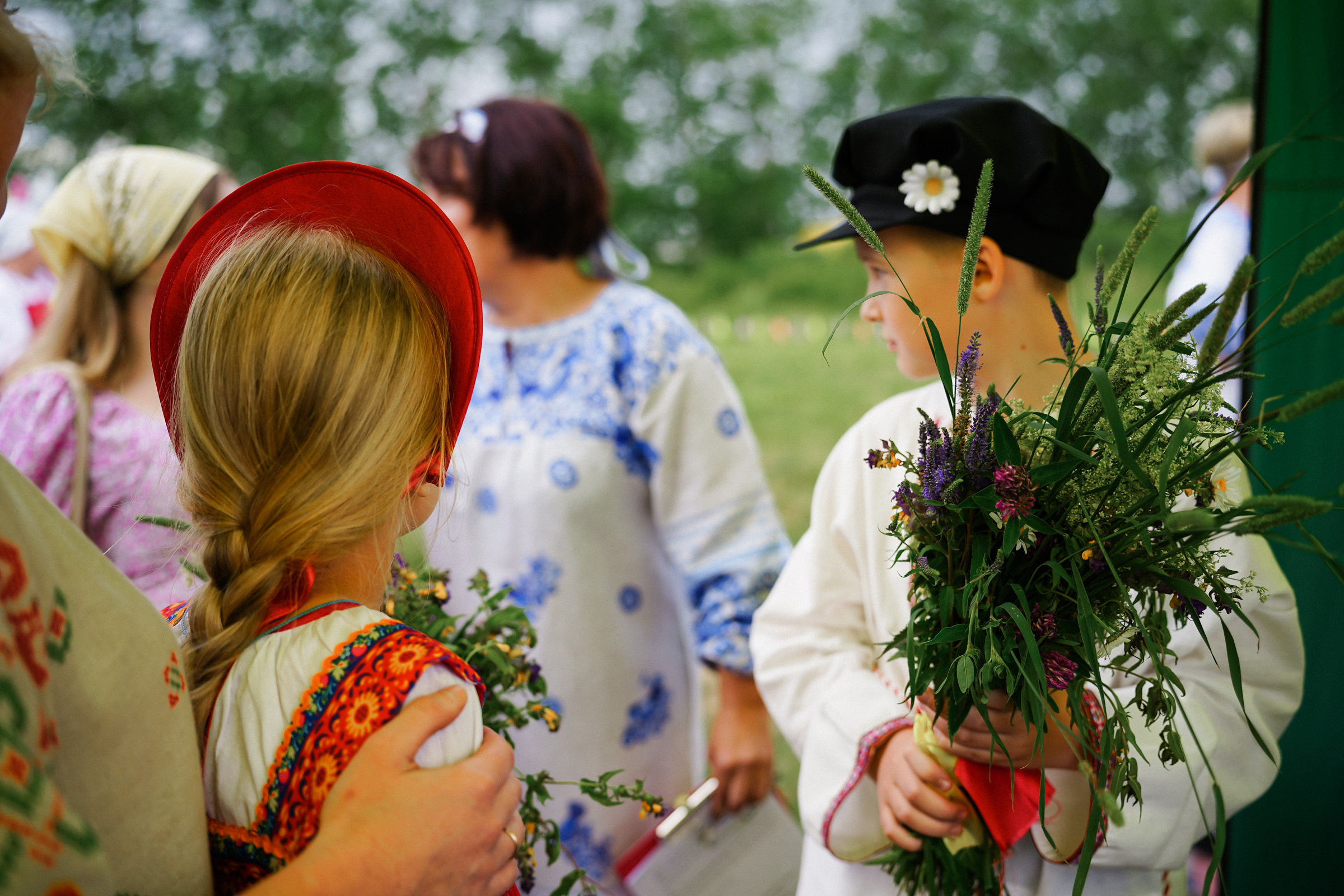 /РЕПОРТАЖ/ Фестиваль СЕНОВАЛ 01.07.2023 (Парфино). Свадебный фотограф Великий Новгород Станислав Кособудский