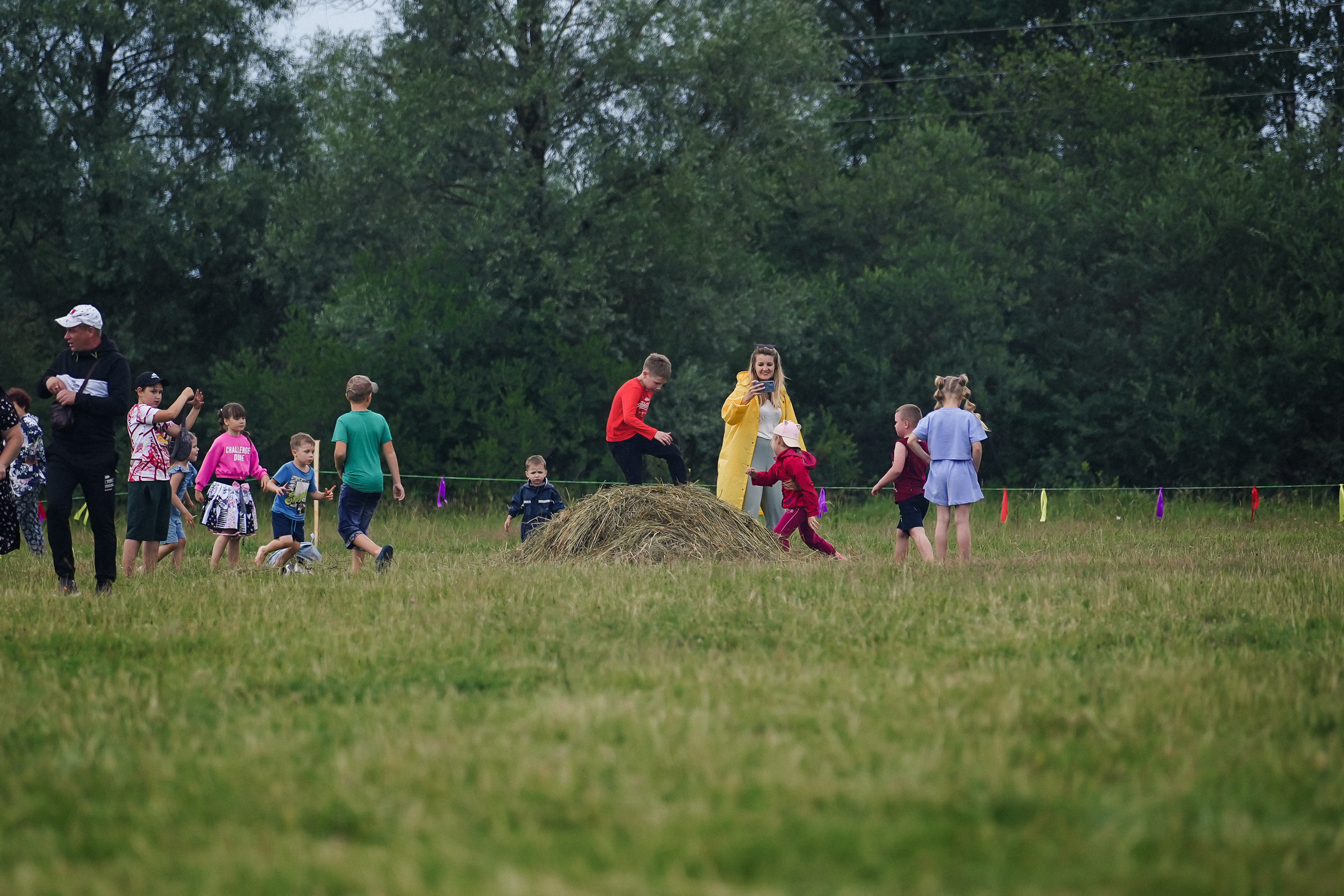 /РЕПОРТАЖ/ Фестиваль СЕНОВАЛ 01.07.2023 (Парфино). Свадебный фотограф Великий Новгород Станислав Кособудский