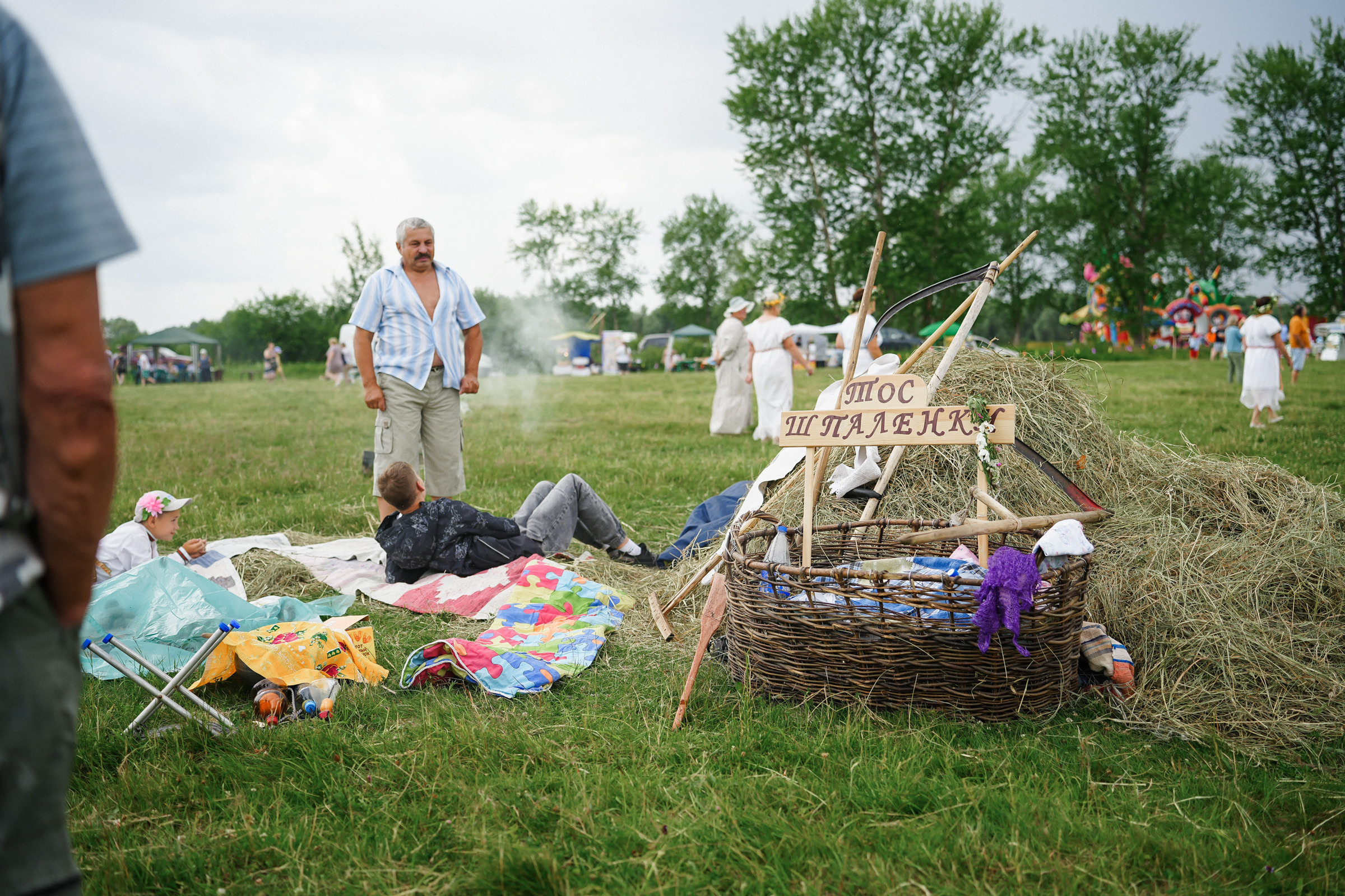 /РЕПОРТАЖ/ Фестиваль СЕНОВАЛ 01.07.2023 (Парфино). Свадебный фотограф Великий Новгород Станислав Кособудский
