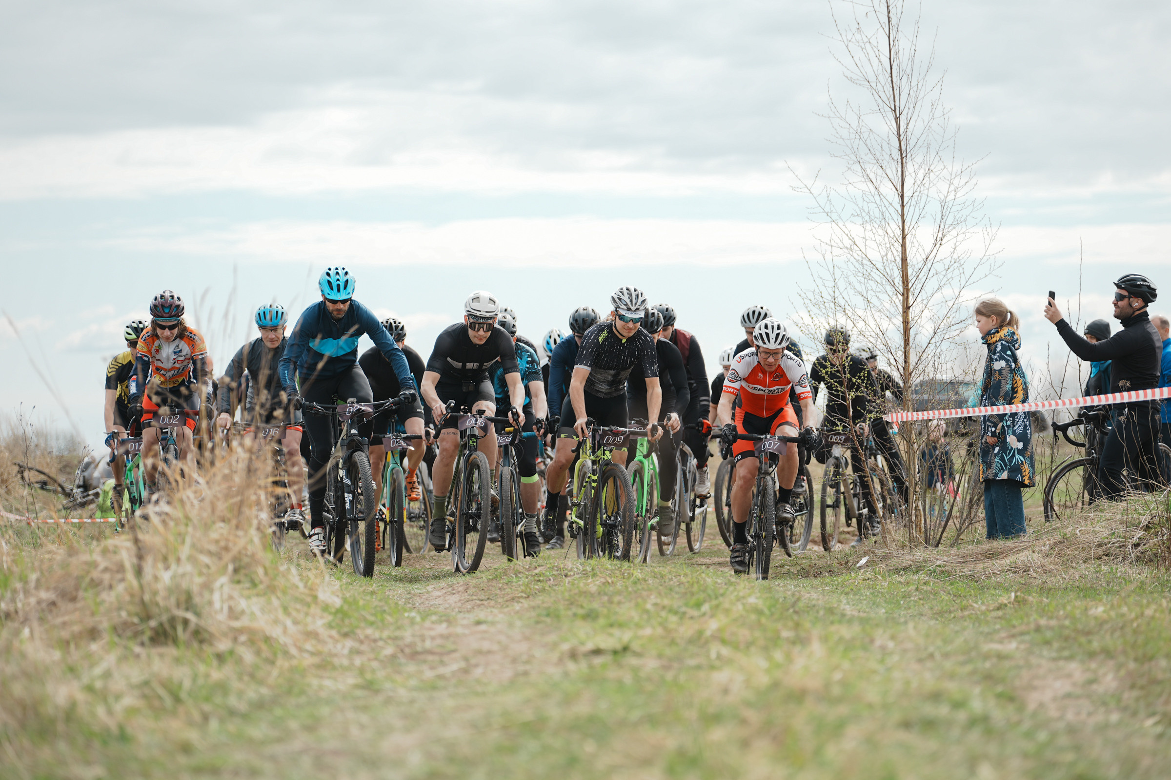 /РЕПОРТАЖ/ Велогонка «ТИПА-ЦИКЛОКРОСС-1» 22.04.2023. Свадебный фотограф Великий Новгород Станислав Кособудский