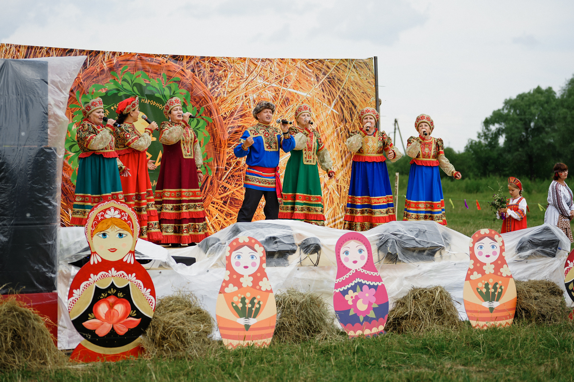 /РЕПОРТАЖ/ Фестиваль СЕНОВАЛ 01.07.2023 (Парфино). Свадебный фотограф Великий Новгород Станислав Кособудский