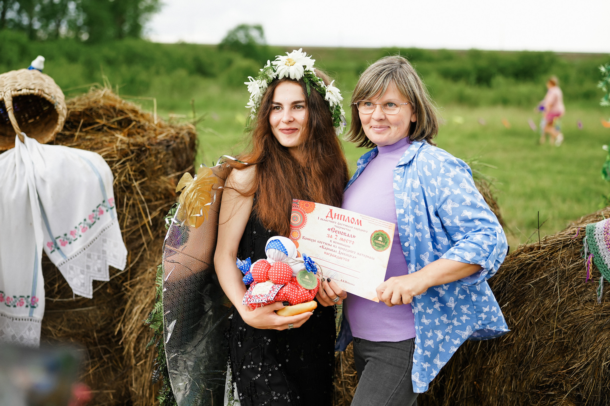 /РЕПОРТАЖ/ Фестиваль СЕНОВАЛ 01.07.2023 (Парфино). Свадебный фотограф Великий Новгород Станислав Кособудский