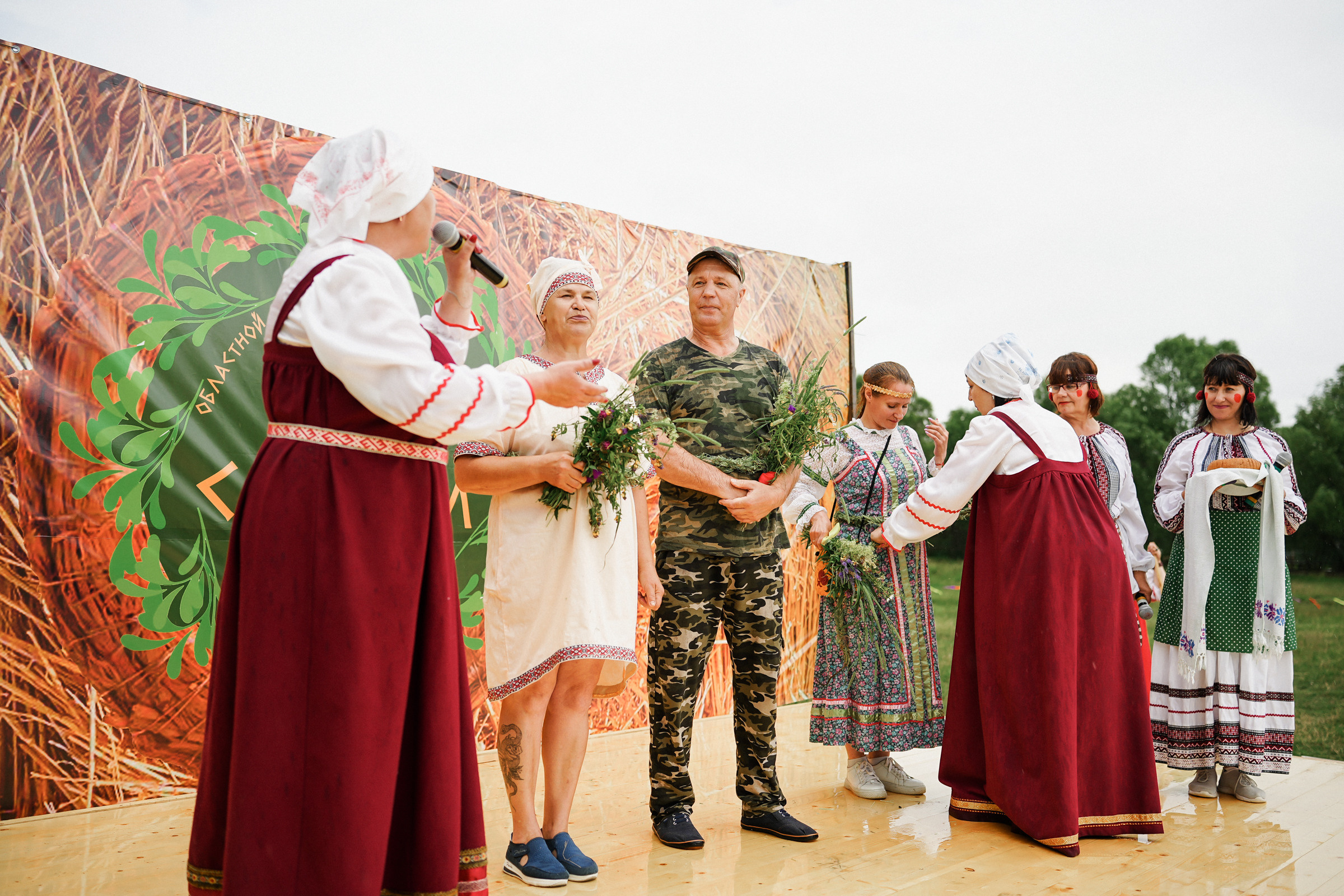 /РЕПОРТАЖ/ Фестиваль СЕНОВАЛ 01.07.2023 (Парфино). Свадебный фотограф Великий Новгород Станислав Кособудский