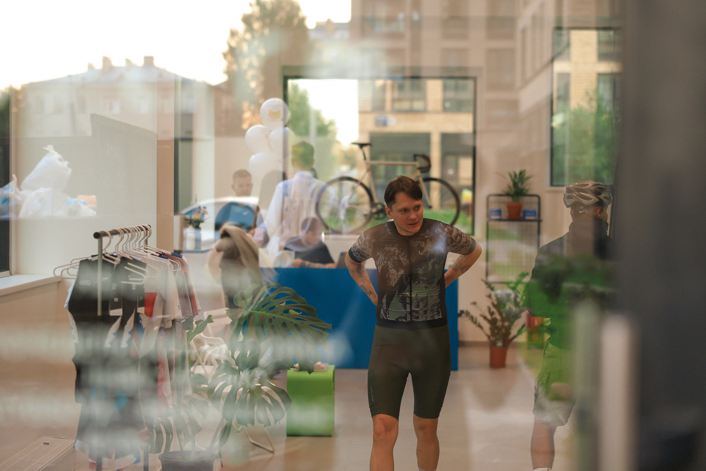 /РЕПОРТАЖ/ Вечерний заезд VETER.CC. 2023. Свадебный фотограф Великий Новгород Станислав Кособудский