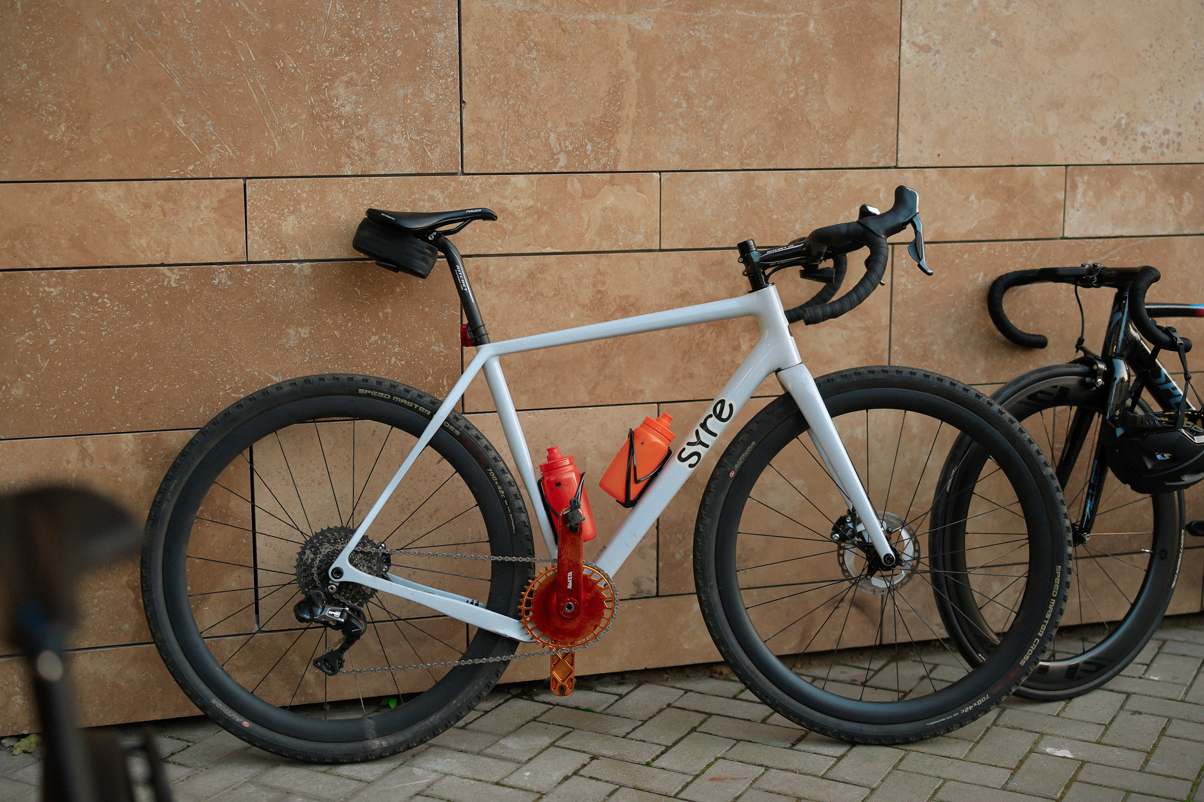 /РЕПОРТАЖ/ Вечерний заезд VETER.CC. 2023. Свадебный фотограф Великий Новгород Станислав Кособудский