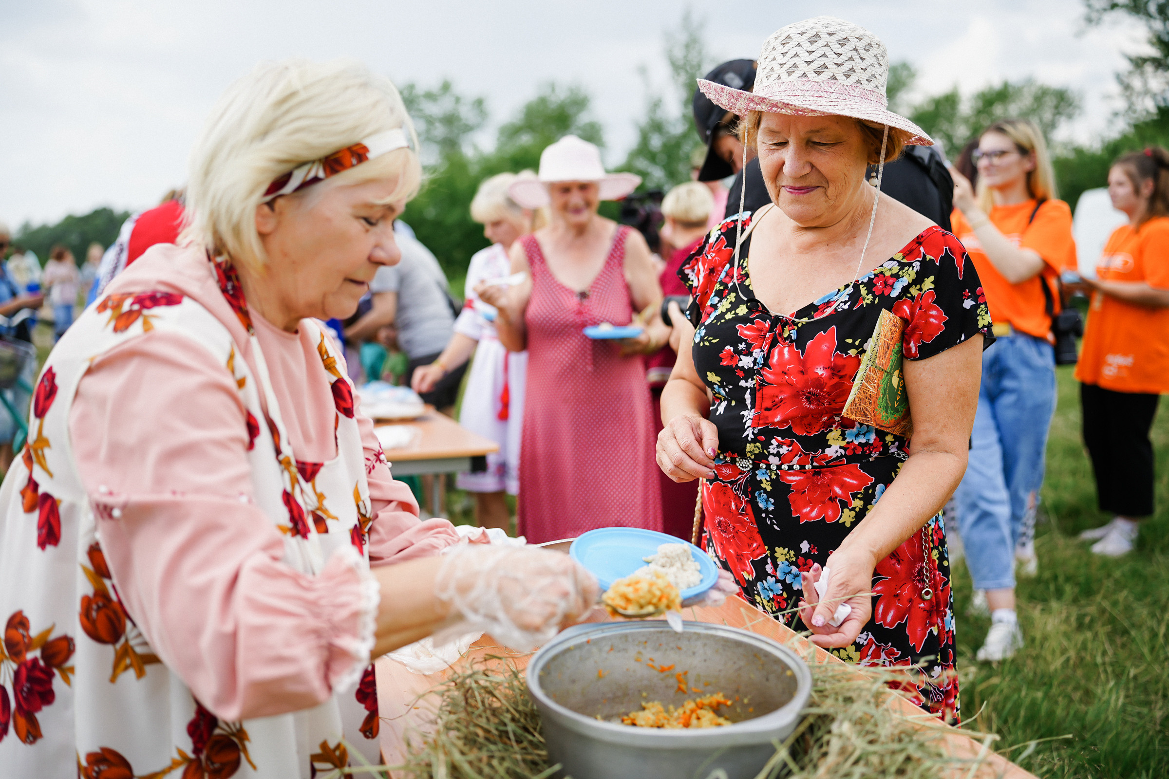 /РЕПОРТАЖ/ Фестиваль СЕНОВАЛ 01.07.2023 (Парфино). Свадебный фотограф Великий Новгород Станислав Кособудский