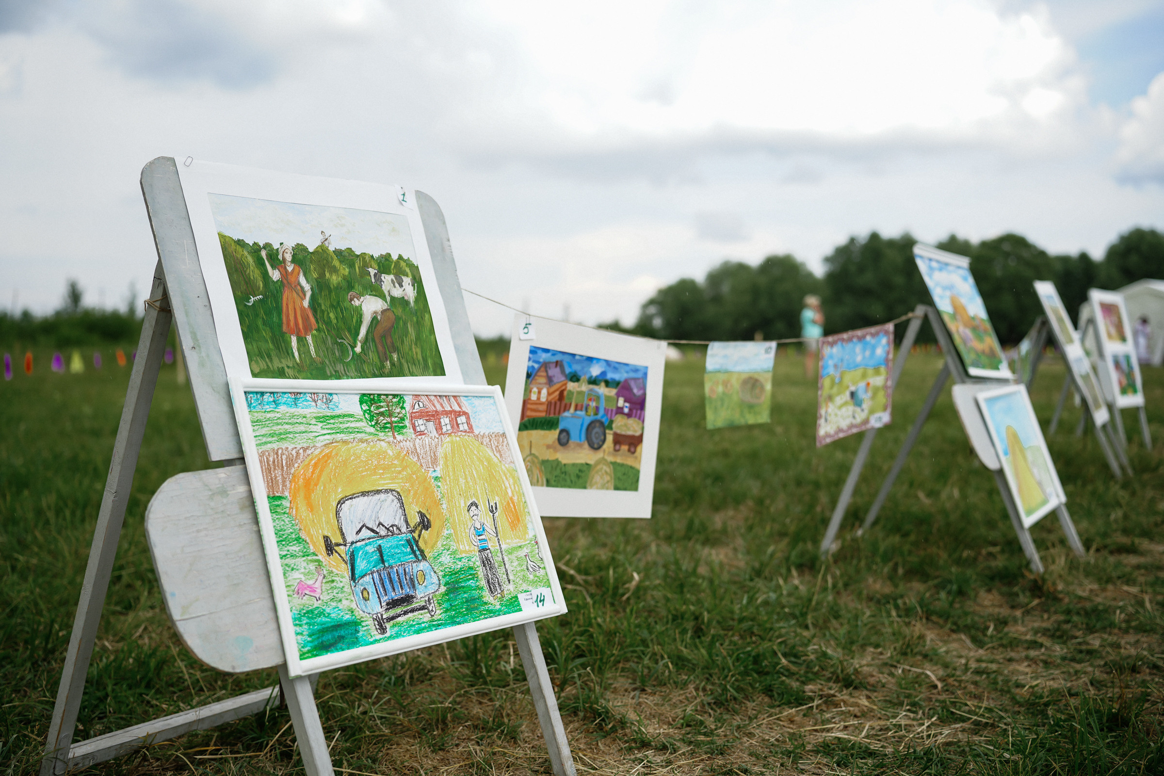 /РЕПОРТАЖ/ Фестиваль СЕНОВАЛ 01.07.2023 (Парфино). Свадебный фотограф Великий Новгород Станислав Кособудский