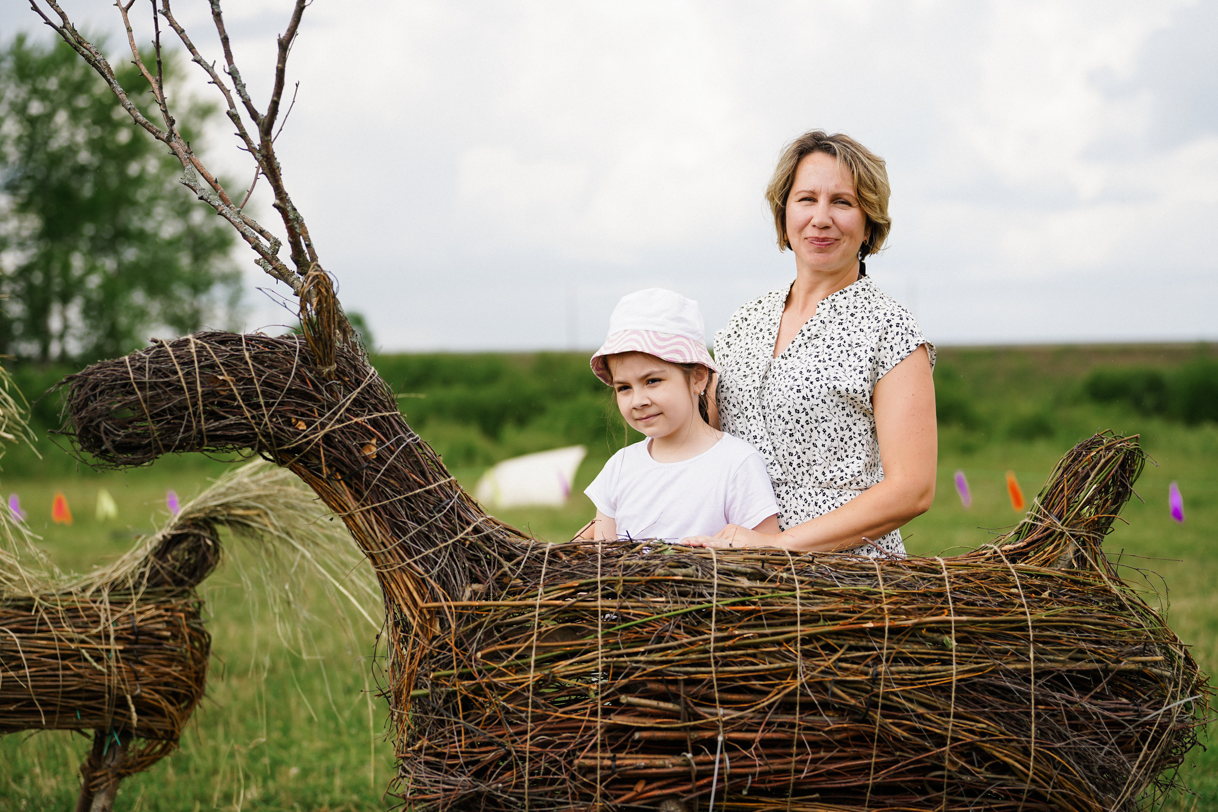 /РЕПОРТАЖ/ Фестиваль СЕНОВАЛ 01.07.2023 (Парфино). Свадебный фотограф Великий Новгород Станислав Кособудский