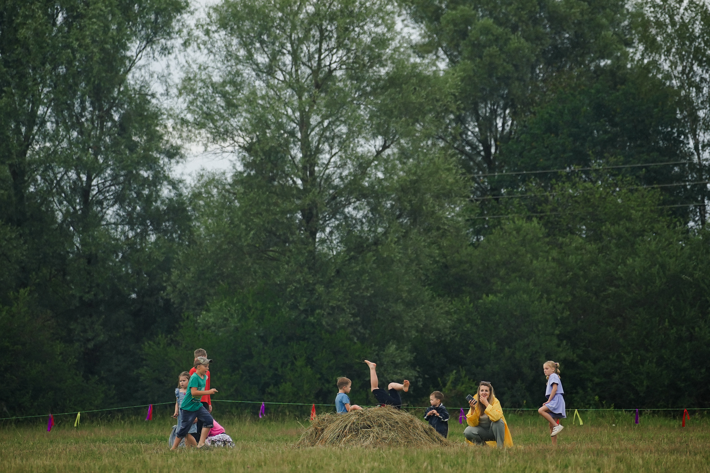 /РЕПОРТАЖ/ Фестиваль СЕНОВАЛ 01.07.2023 (Парфино). Свадебный фотограф Великий Новгород Станислав Кособудский