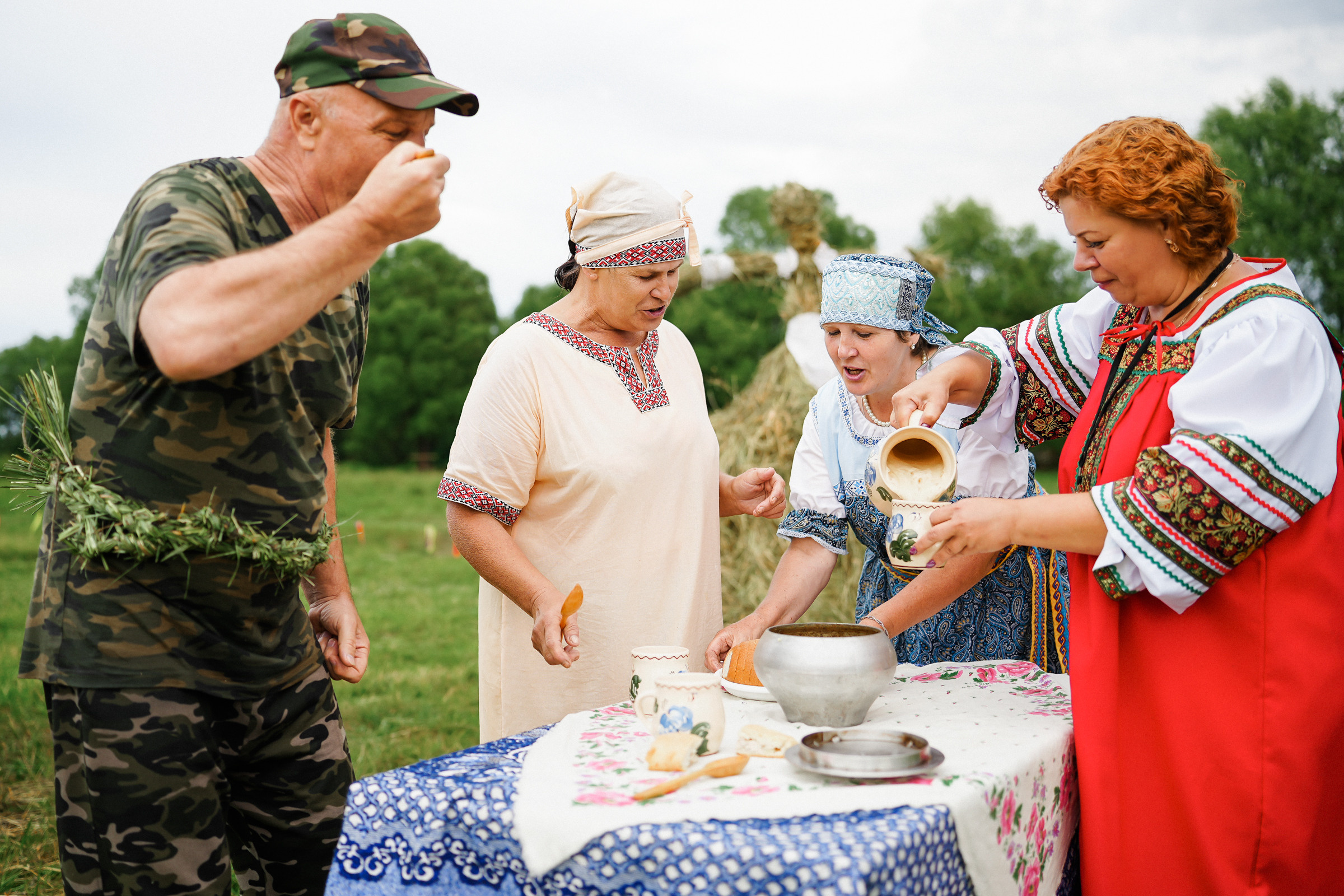 /РЕПОРТАЖ/ Фестиваль СЕНОВАЛ 01.07.2023 (Парфино). Свадебный фотограф Великий Новгород Станислав Кособудский