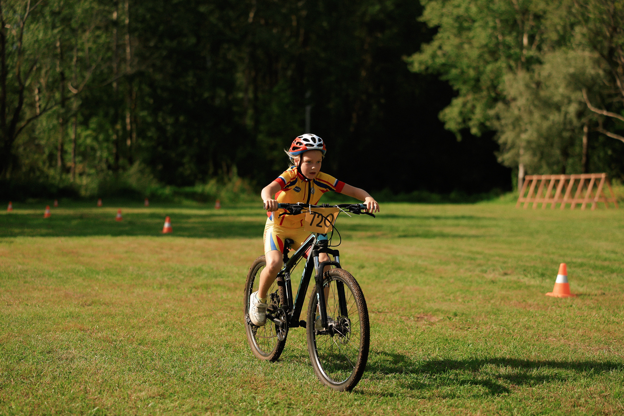 /РЕПОРТАЖ/ Велогонка «ТИПА-ЦИКЛОКРОСС-3» 2023. Свадебный фотограф Великий Новгород Станислав Кособудский