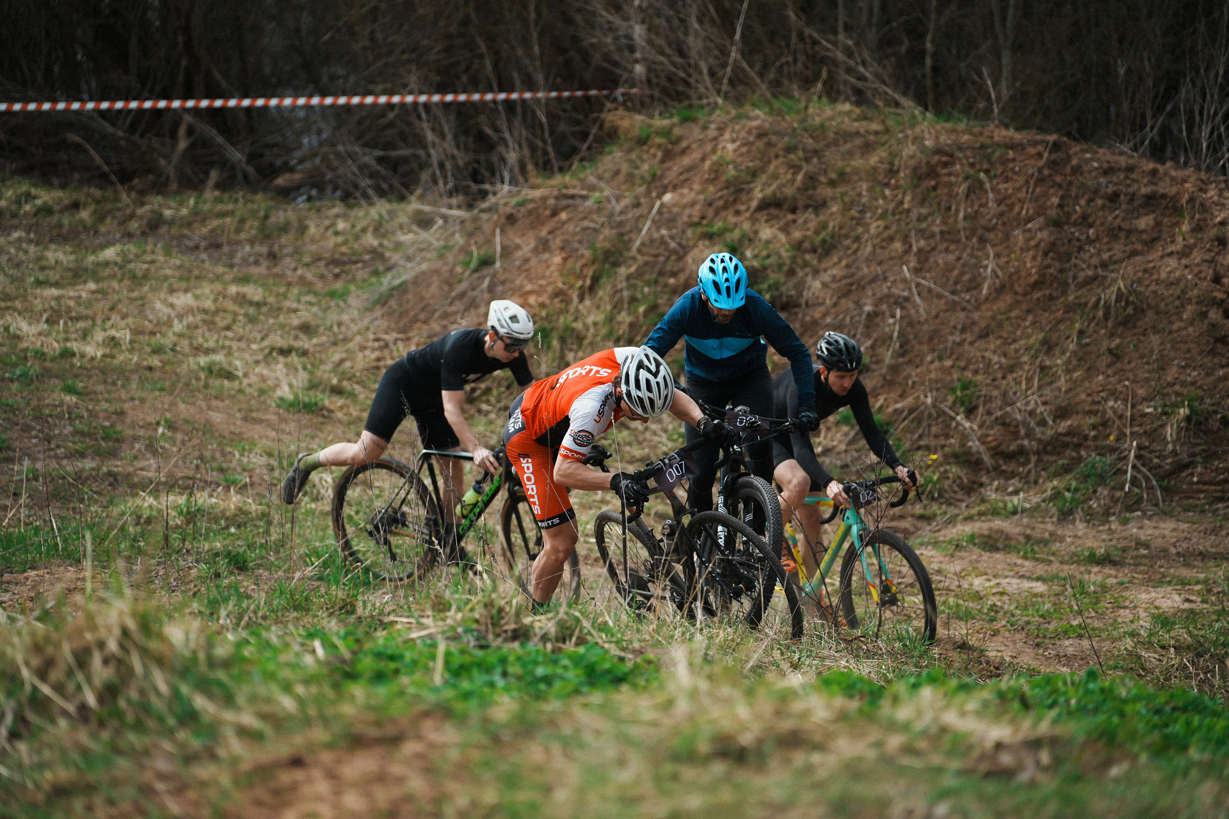 /РЕПОРТАЖ/ Велогонка «ТИПА-ЦИКЛОКРОСС-1» 22.04.2023. Свадебный фотограф Великий Новгород Станислав Кособудский
