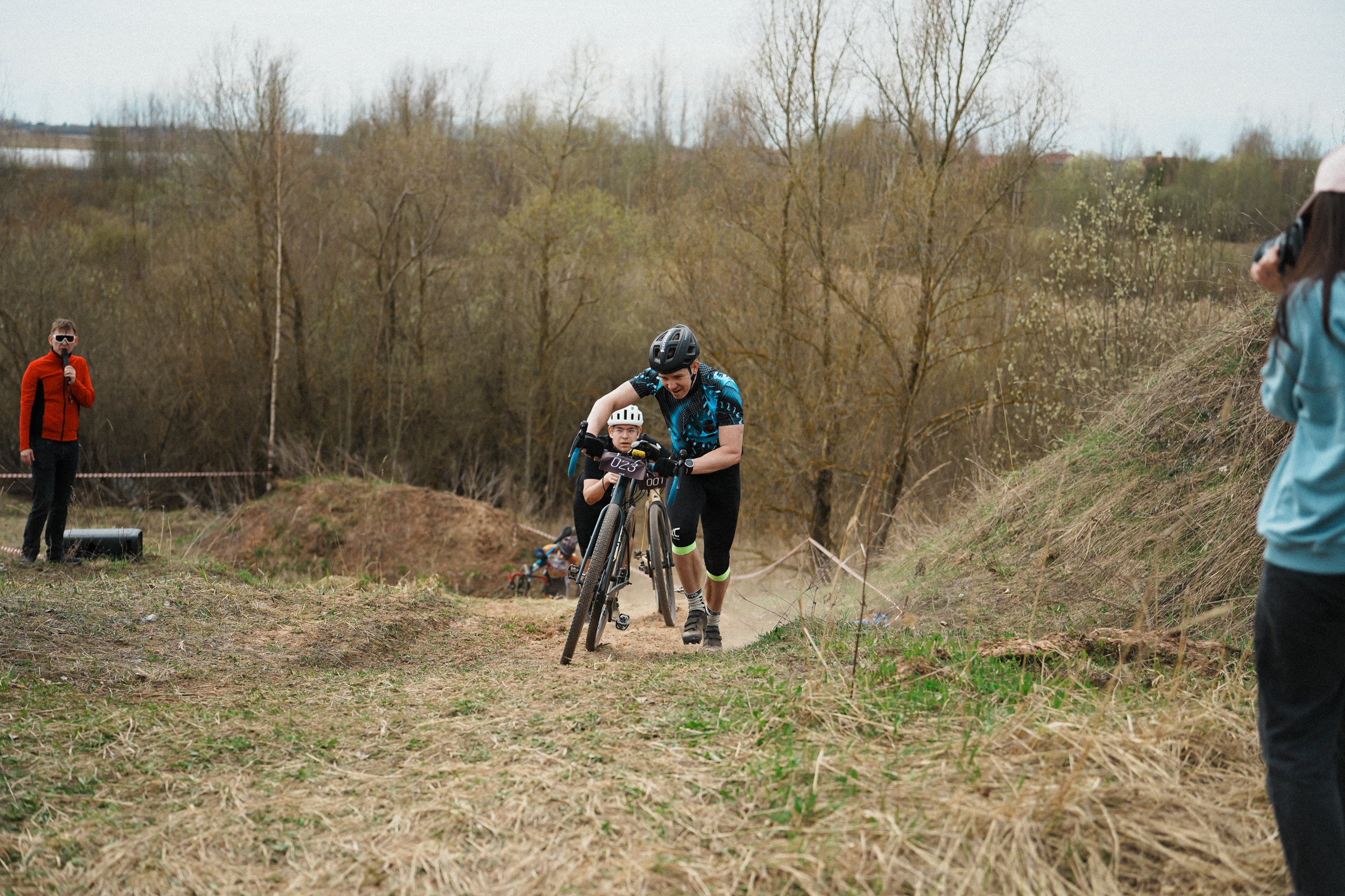 /РЕПОРТАЖ/ Велогонка «ТИПА-ЦИКЛОКРОСС-1» 22.04.2023. Свадебный фотограф Великий Новгород Станислав Кособудский