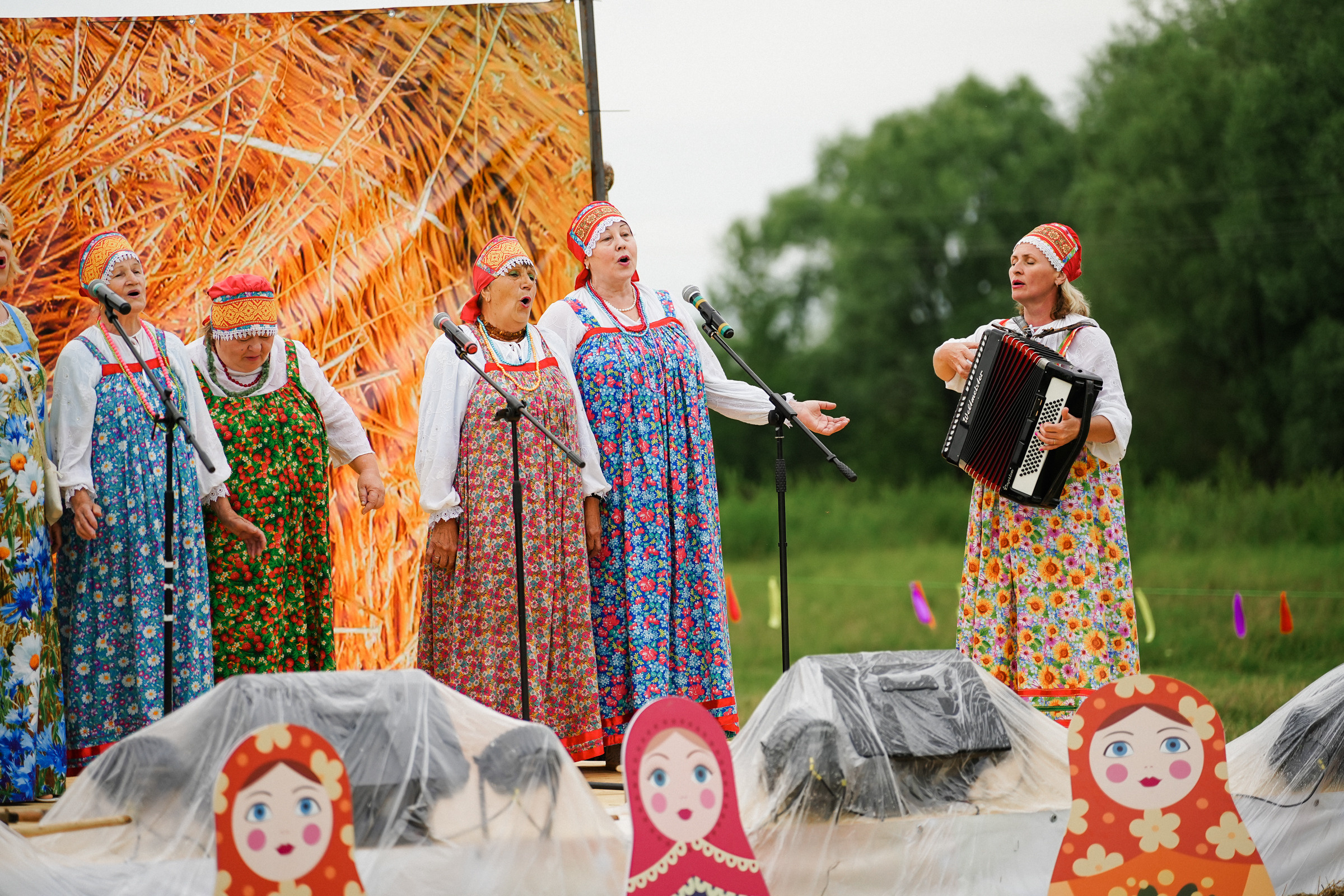 /РЕПОРТАЖ/ Фестиваль СЕНОВАЛ 01.07.2023 (Парфино). Свадебный фотограф Великий Новгород Станислав Кособудский