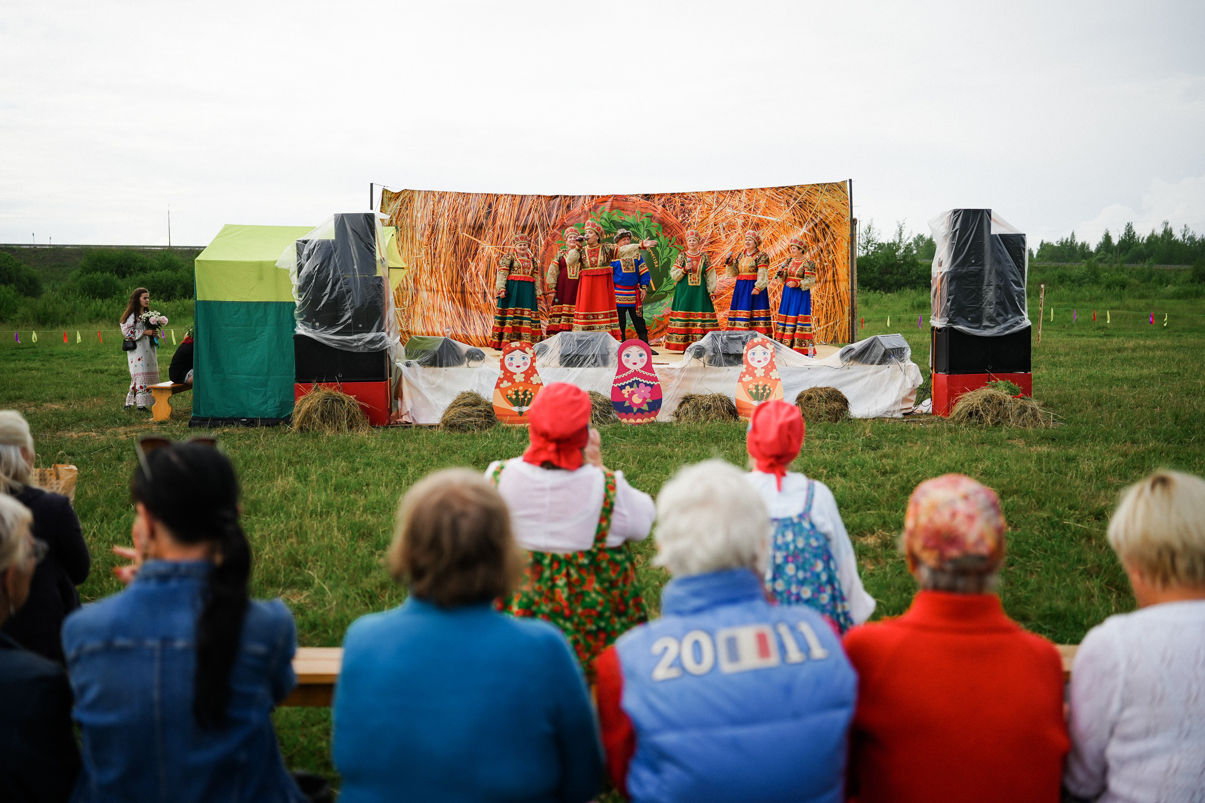 /РЕПОРТАЖ/ Фестиваль СЕНОВАЛ 01.07.2023 (Парфино). Свадебный фотограф Великий Новгород Станислав Кособудский