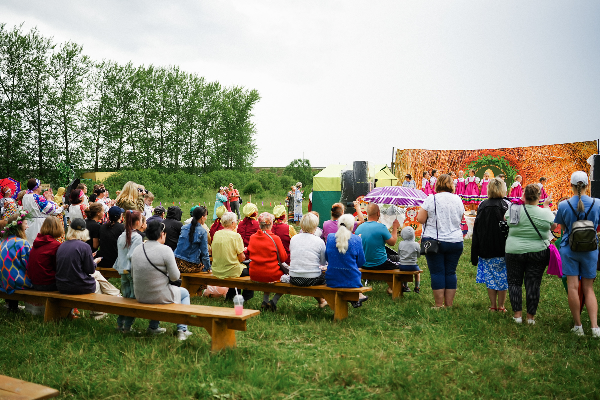 /РЕПОРТАЖ/ Фестиваль СЕНОВАЛ 01.07.2023 (Парфино). Свадебный фотограф Великий Новгород Станислав Кособудский