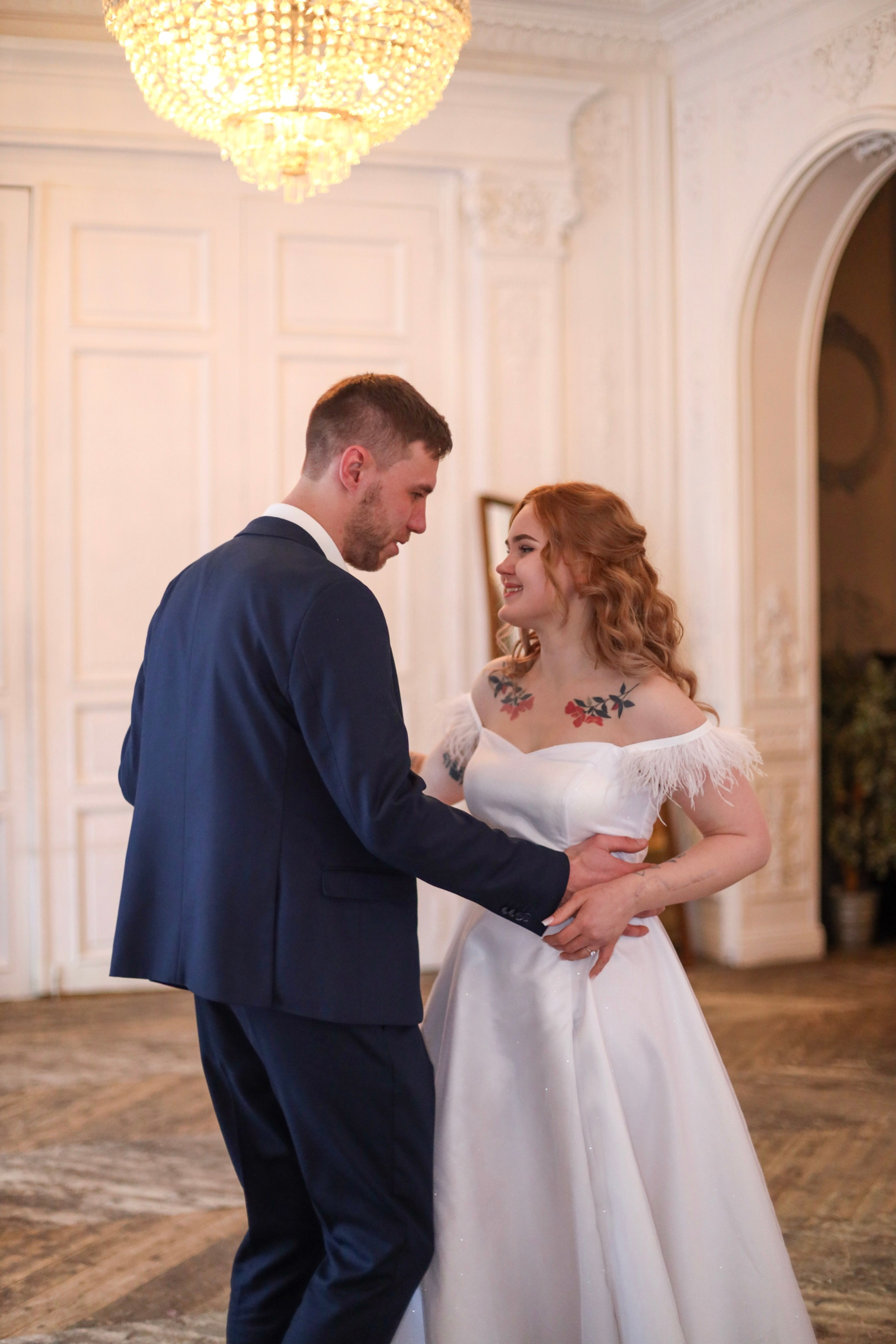 Владимир и Марина. Роспись Особняк Роял. Главная