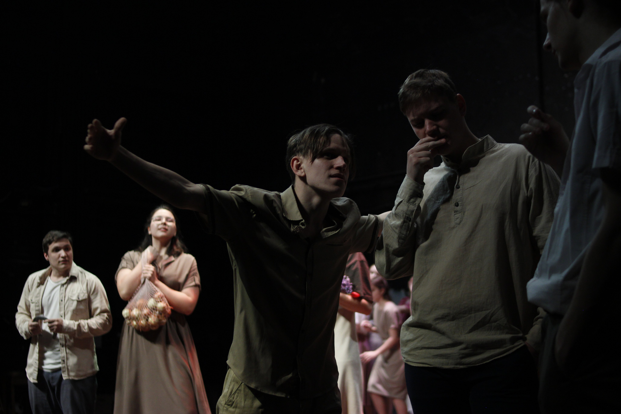 Премьера спектакля театра 5БУКВ. Фотокрыжовник. Снимаем, дружим, путешествуем