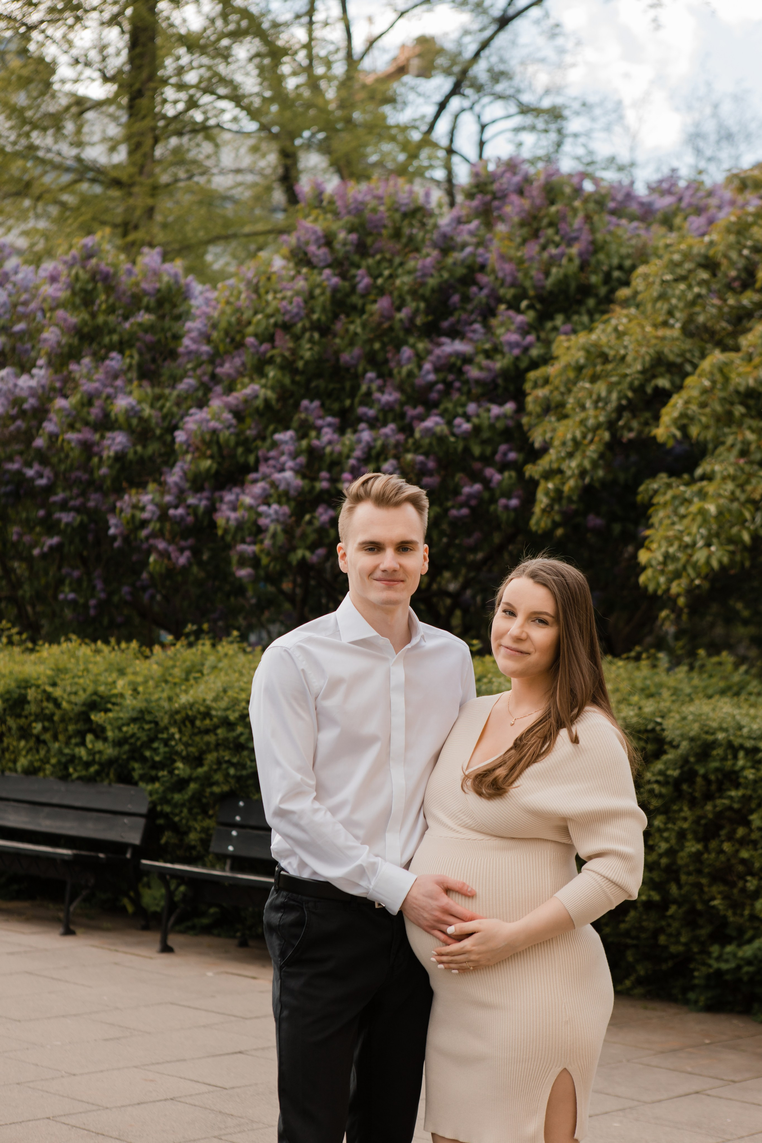 Семейная фотосессия Андрея и Марии. Видеосъемка и фотосъемка свадеб. Фотограф и оператор на свадьбу. Видеосъемка подкастов, собственная видео-фотостудии. Предметная фотосъемка