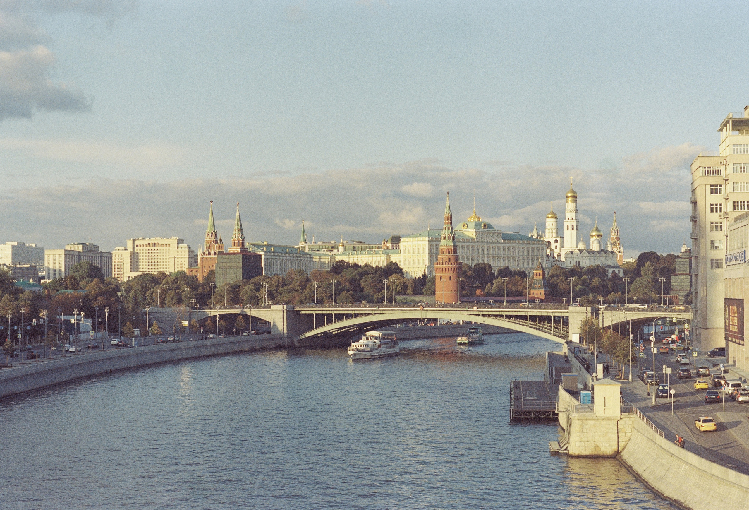 Съёмка на цветную фотопленку. Фотограф в Санкт-Петербурге и Москве Наталья Милли