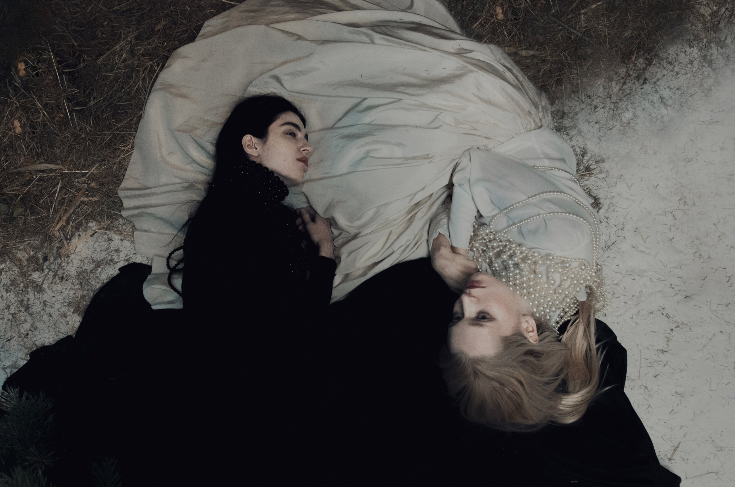 Черное и белое. Фотограф Anita Mivchas