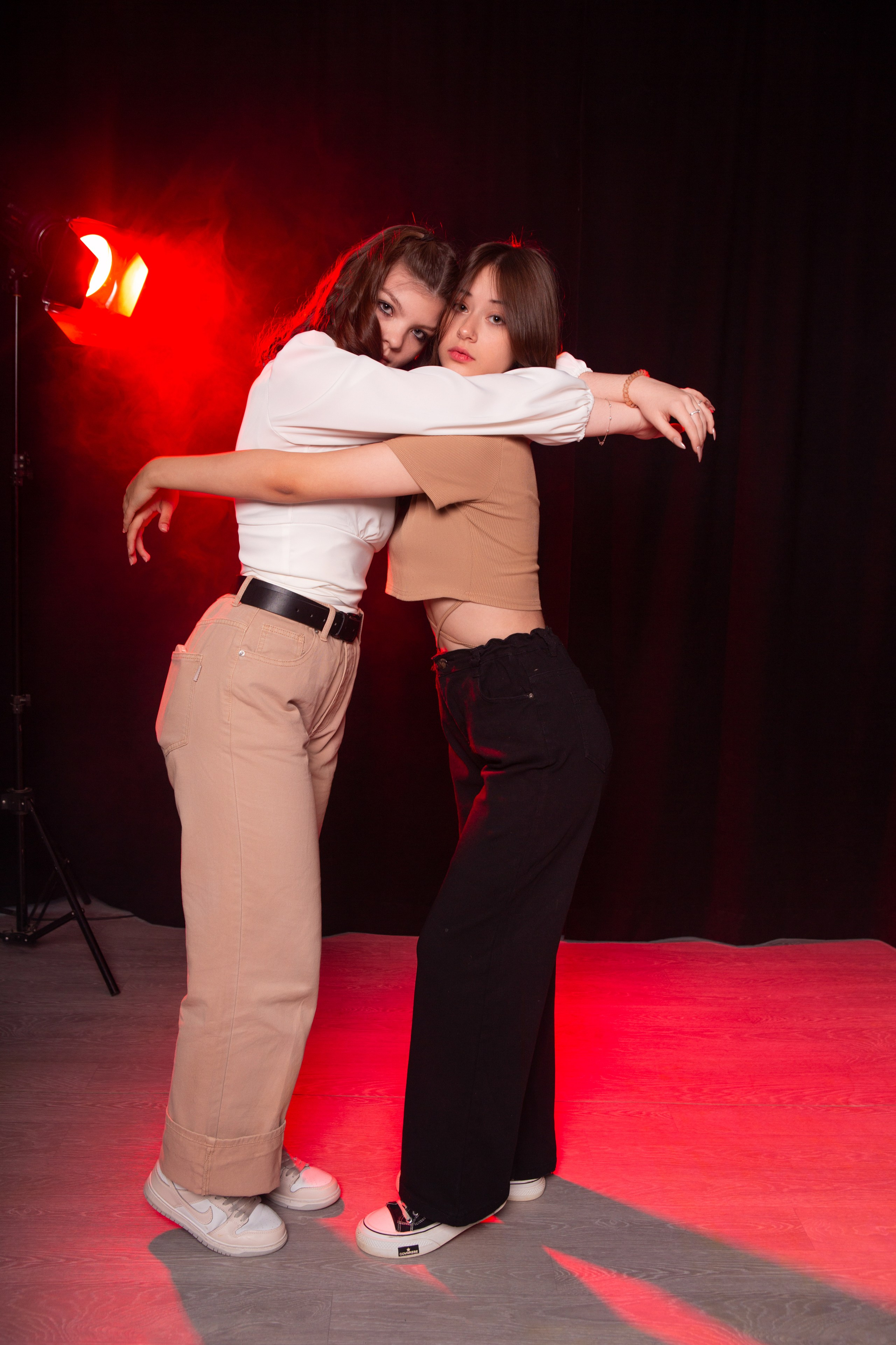 ФОТОСЕССИЯ С ЦВЕТНЫМ СВЕТОМ. ТВОЙ АЛЬБОМ / ТВОИ ПРАВИЛА