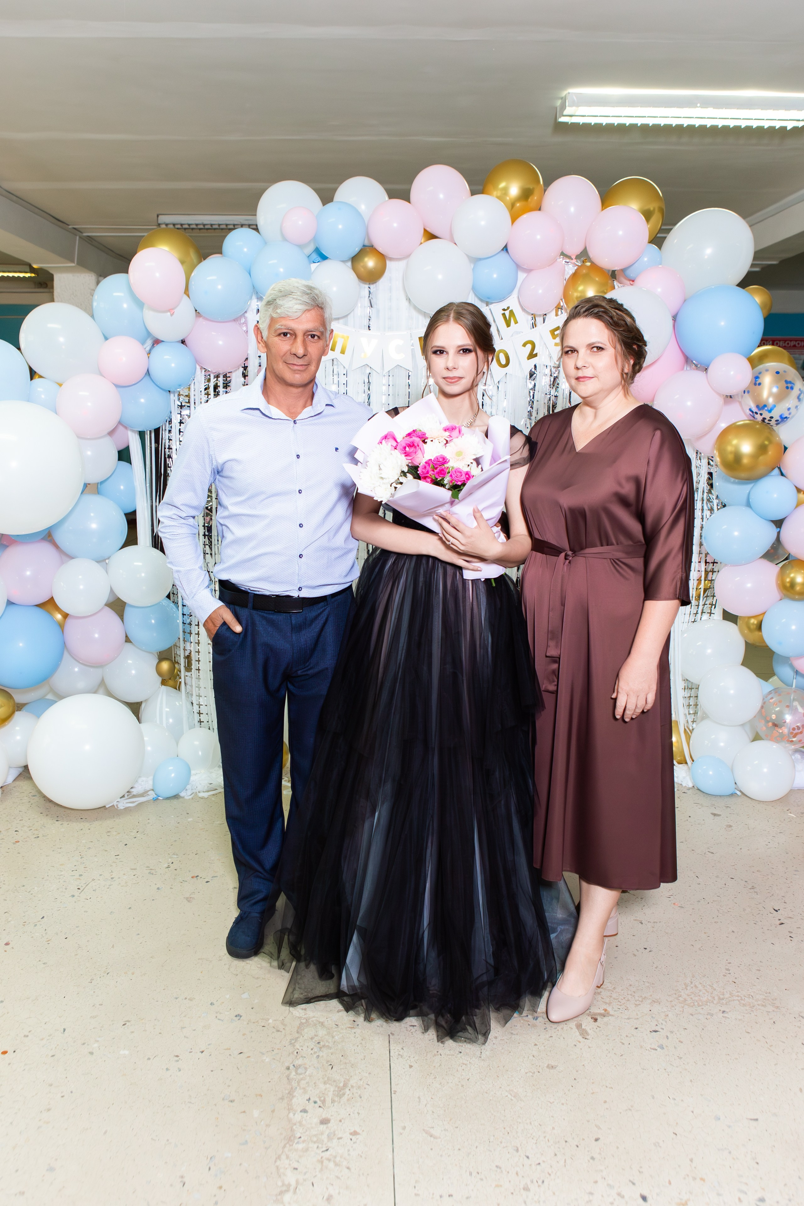 ФОТОСЕССИЯ С РОДИТЕЛЯМИ ВЫПУСКНОЙ 2025 9 ШКОЛА МЦЕНСК. ТВОЙ АЛЬБОМ / ТВОИ ПРАВИЛА