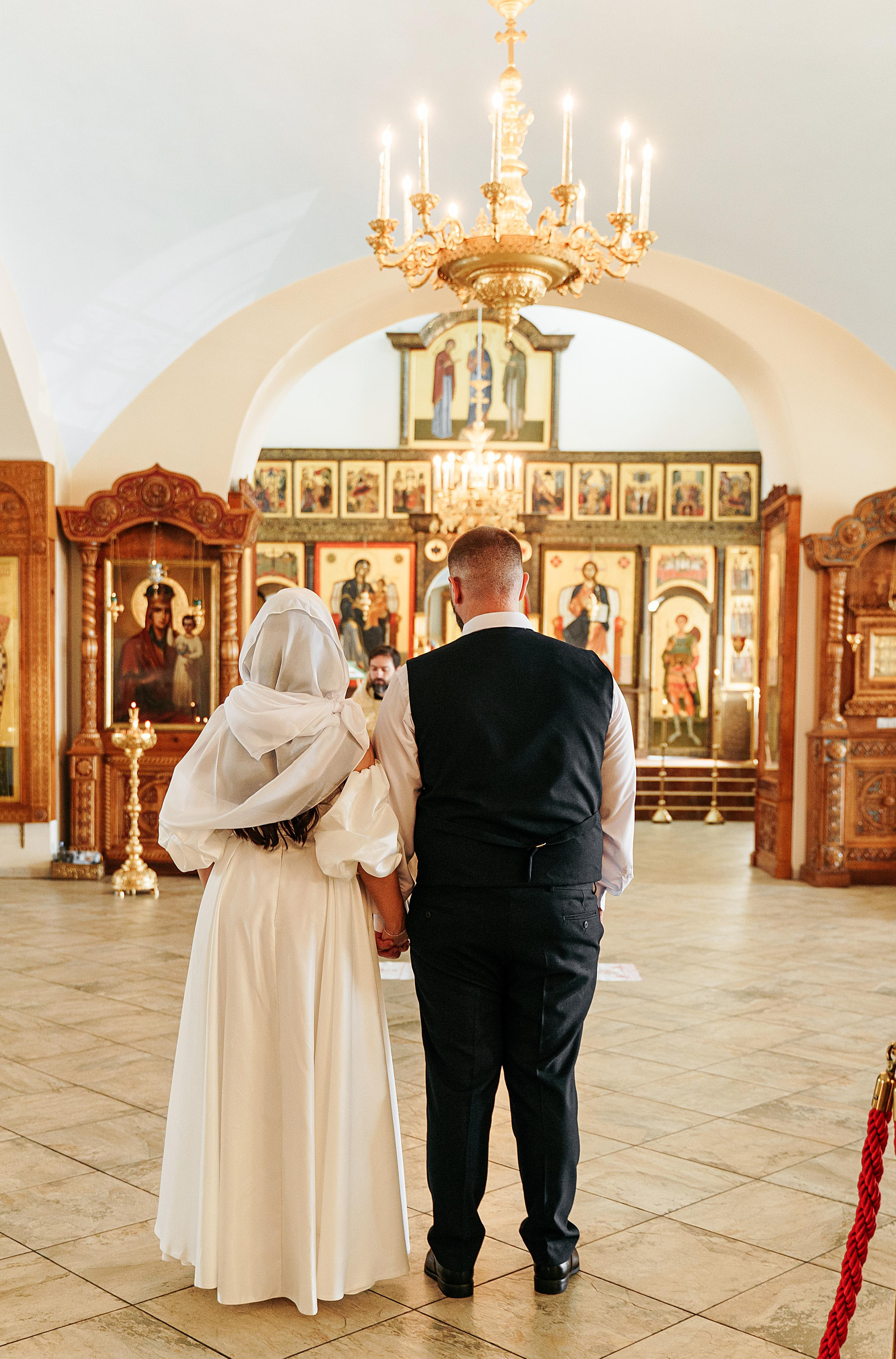 Венчание и прогулка у ГУМа (пол дня). Свадебный фотограф