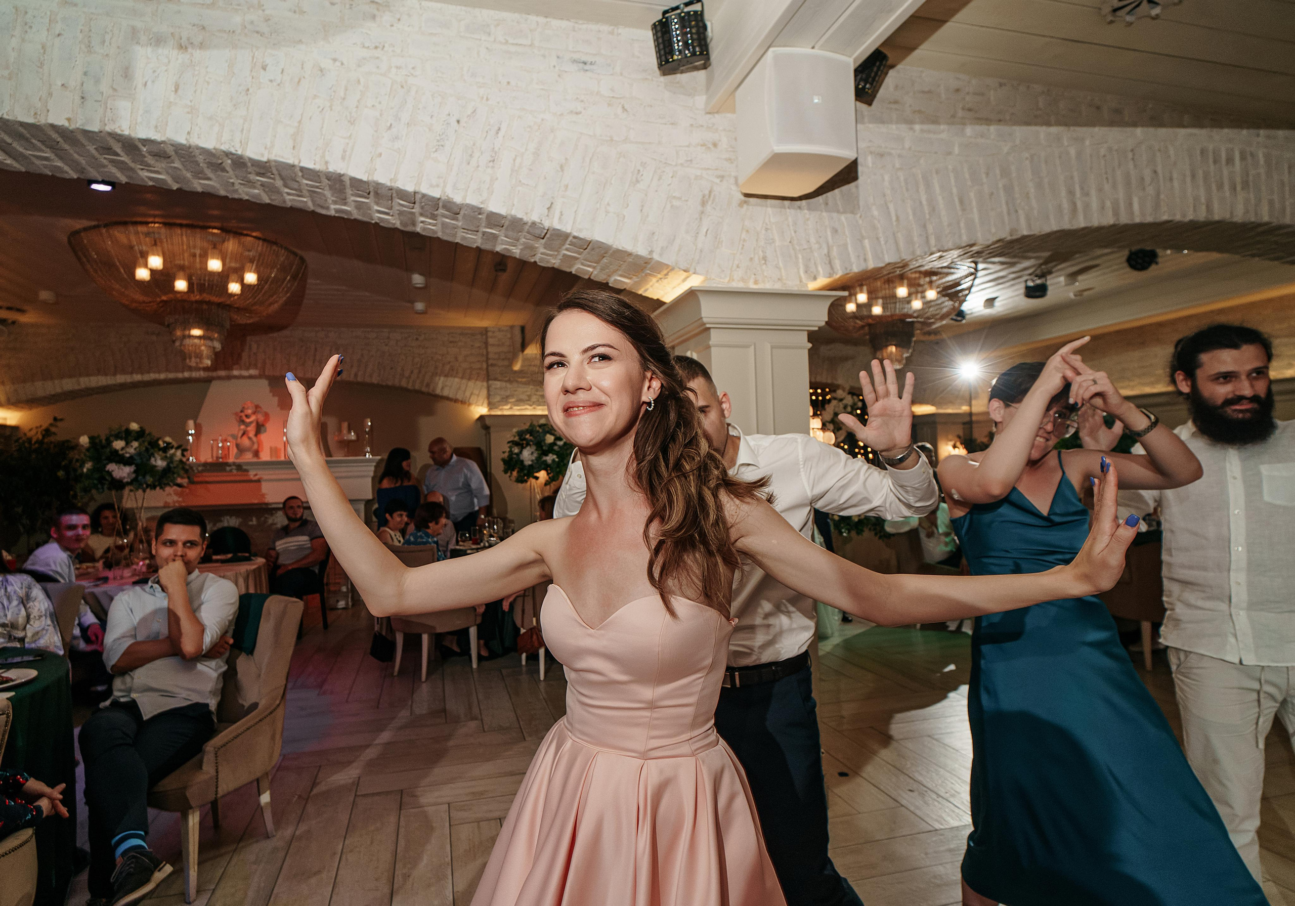 Свадьба в носках (полный день). Свадебный фотограф