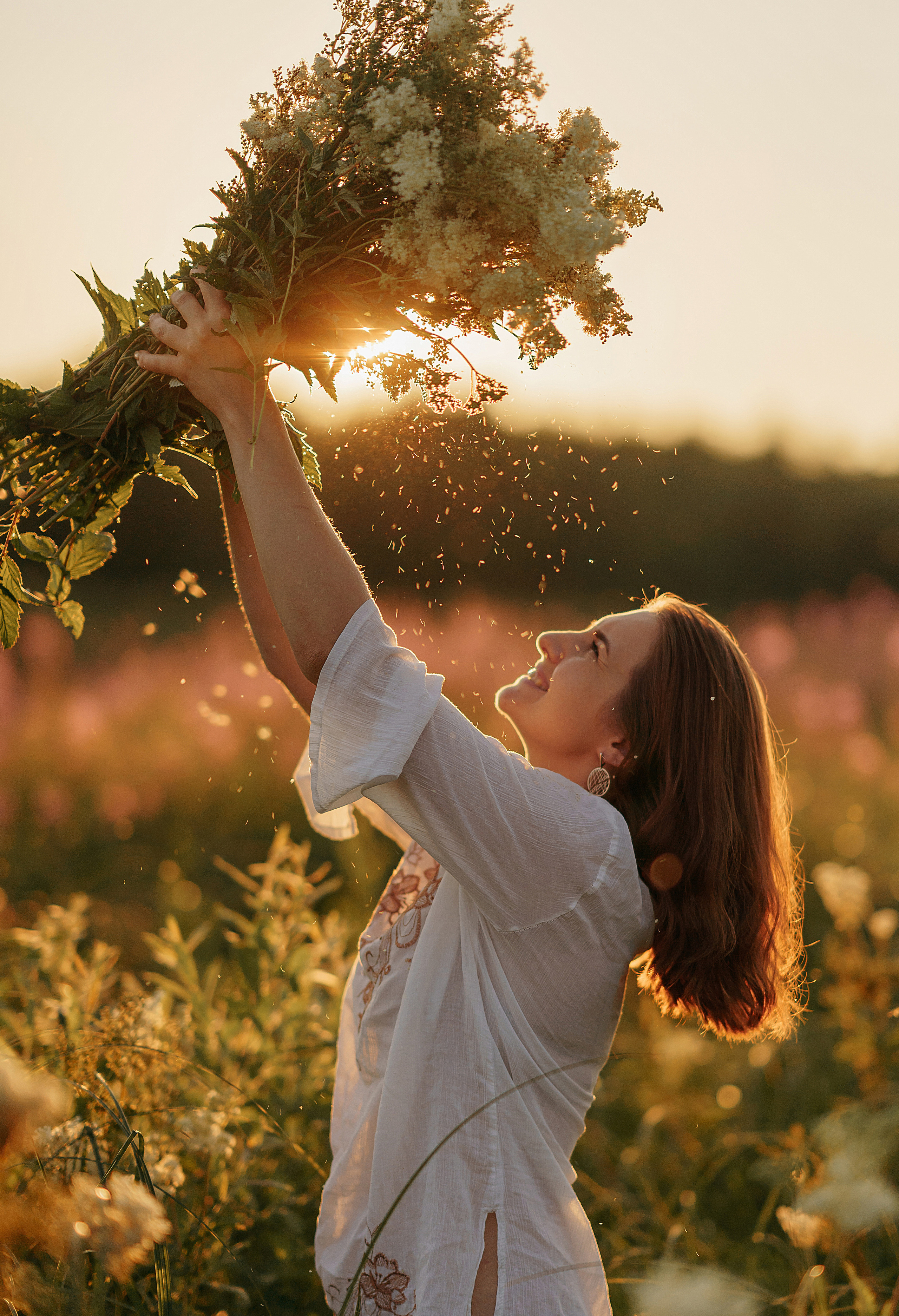 Фотосессия в поле. Свадебный фотограф