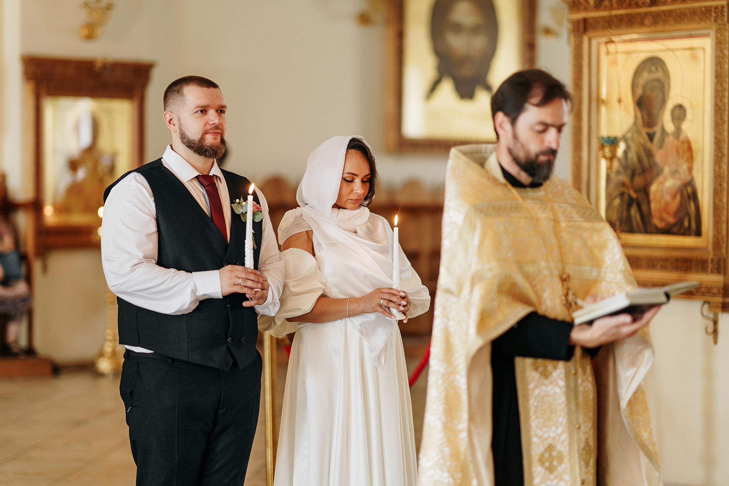 Венчание и прогулка у ГУМа (пол дня). Свадебный фотограф