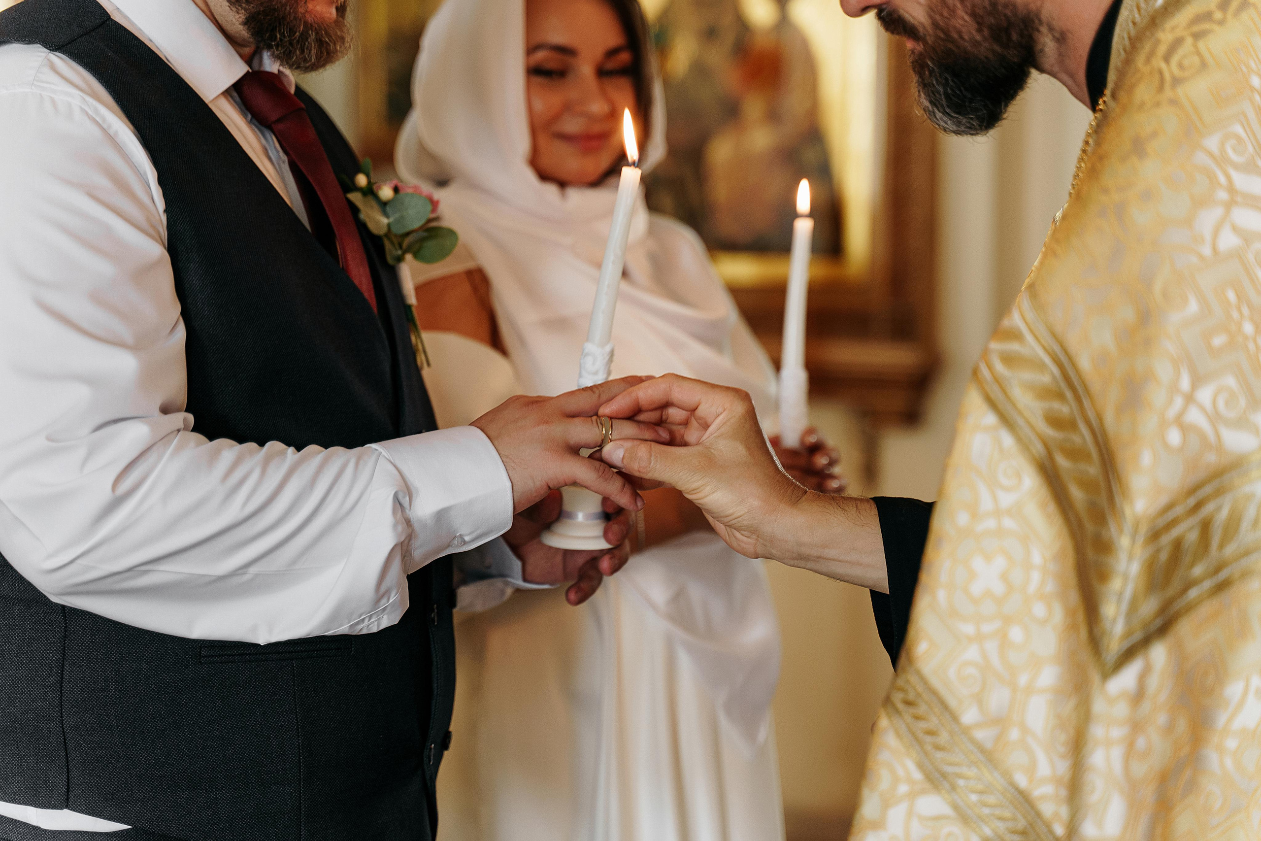 Венчание и прогулка у ГУМа (пол дня). Свадебный фотограф